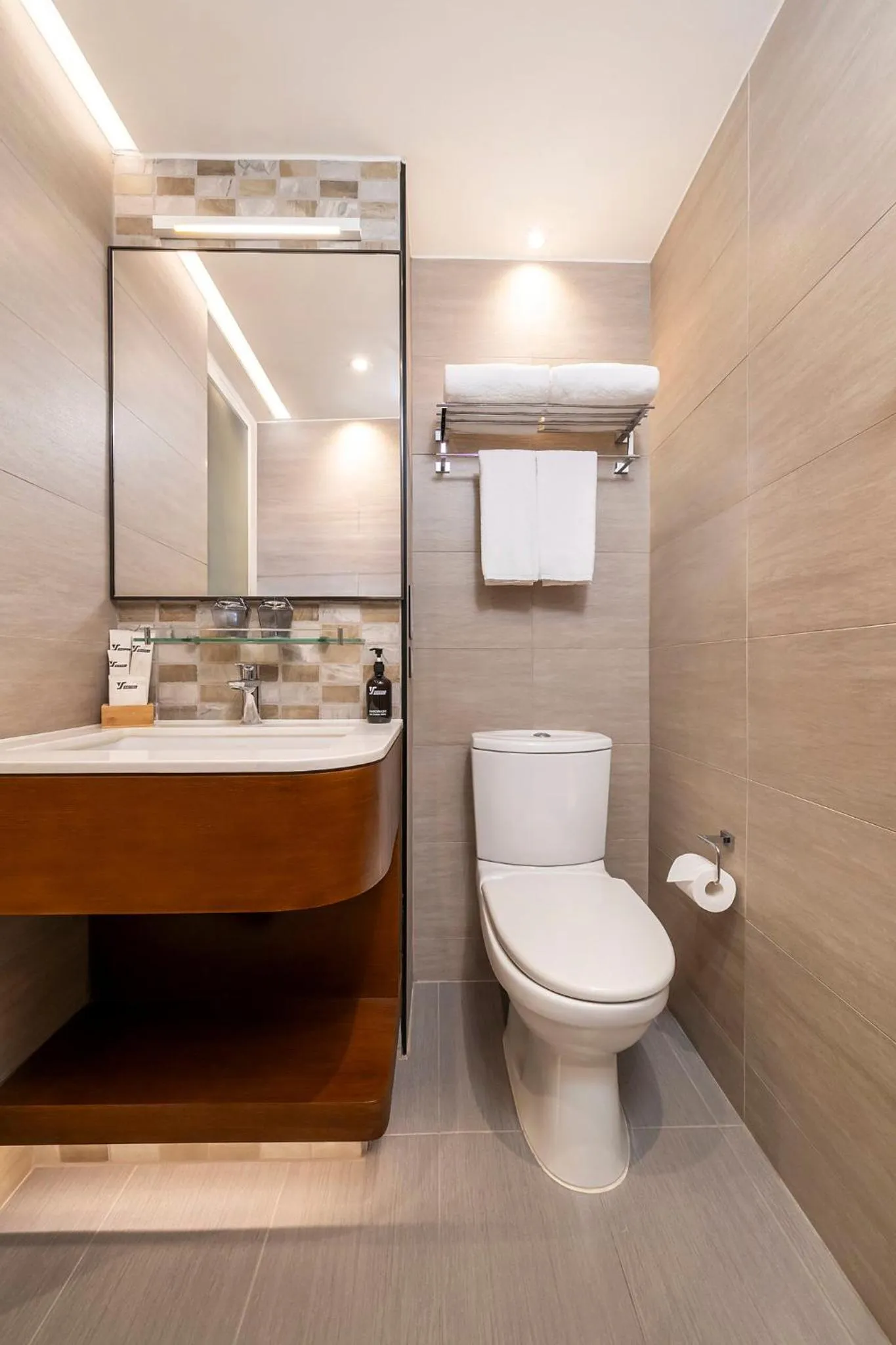 Photo of the whole room in Y Hotel Hong Kong