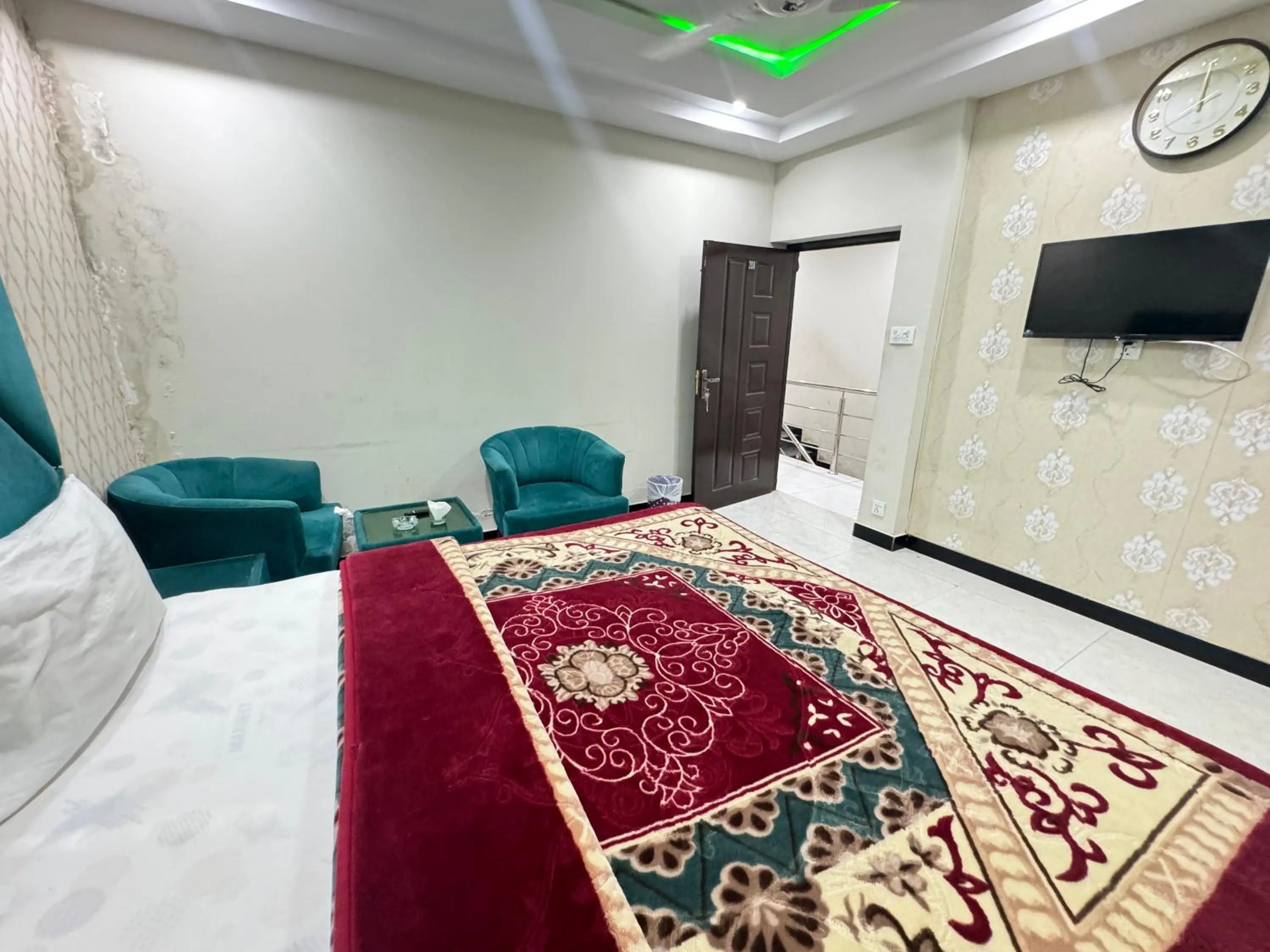 Bed in Millat Hotel G9-4