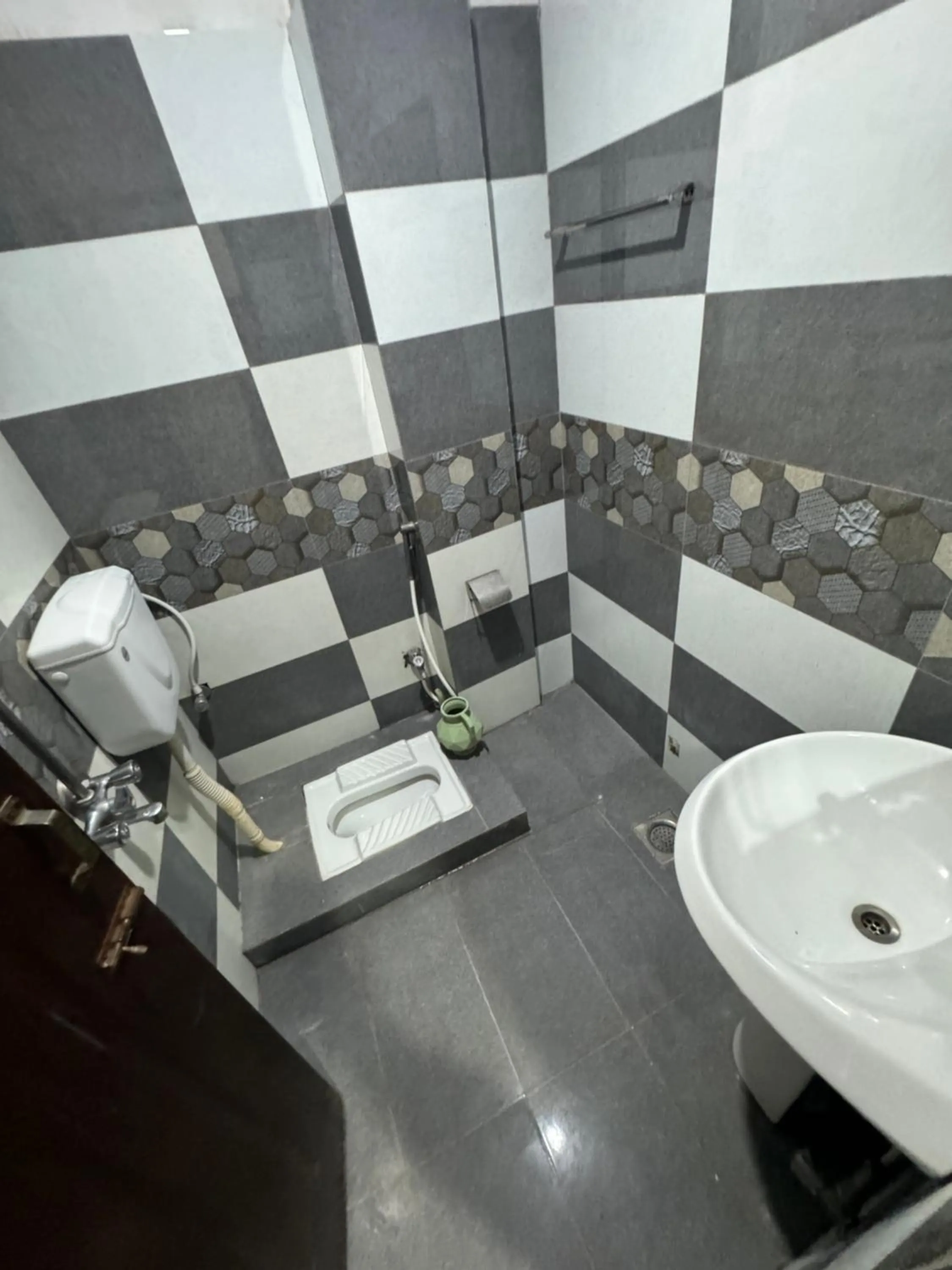 Bathroom in Millat Hotel G9-4