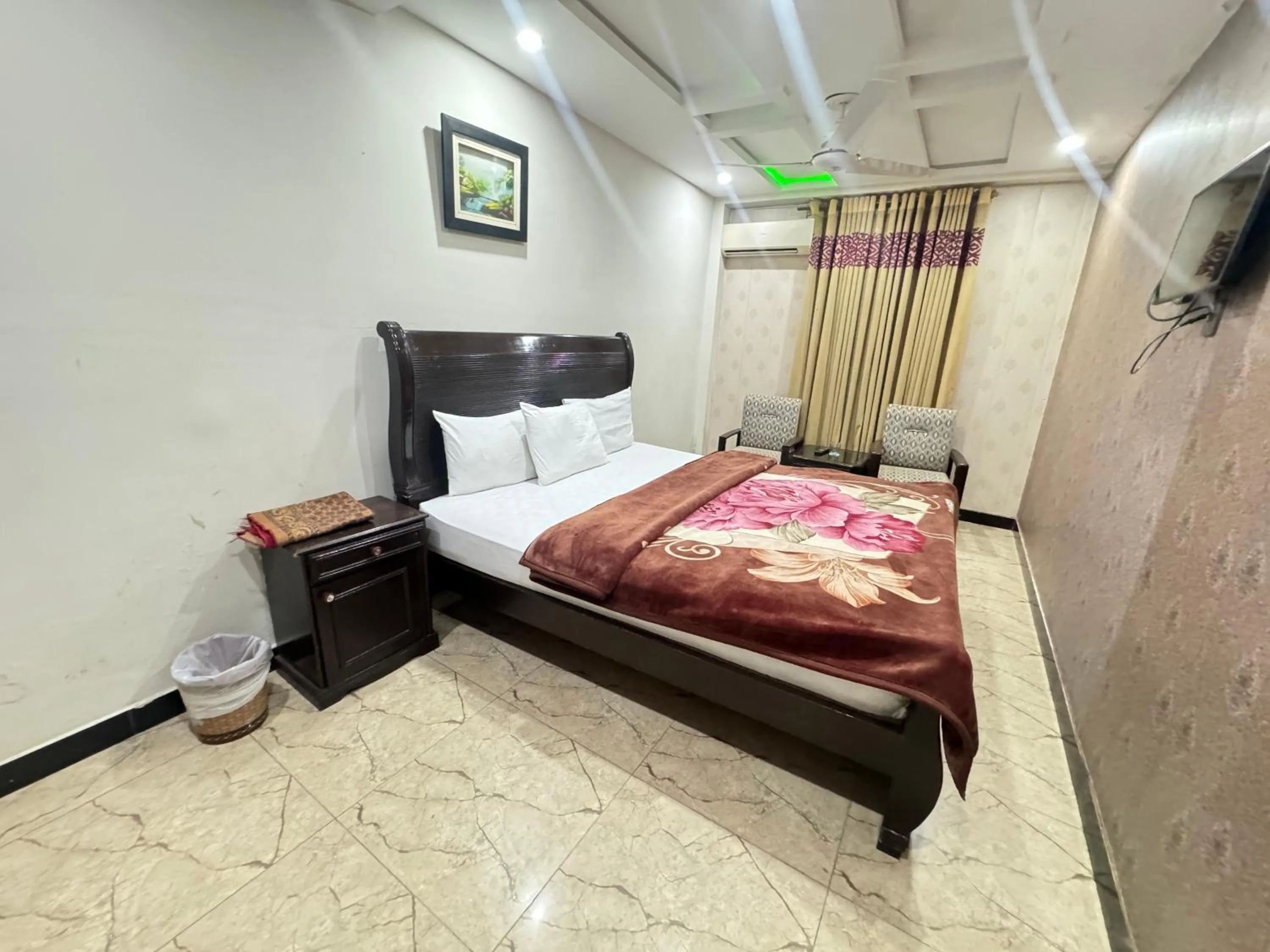 Bed in Millat Hotel G9-4