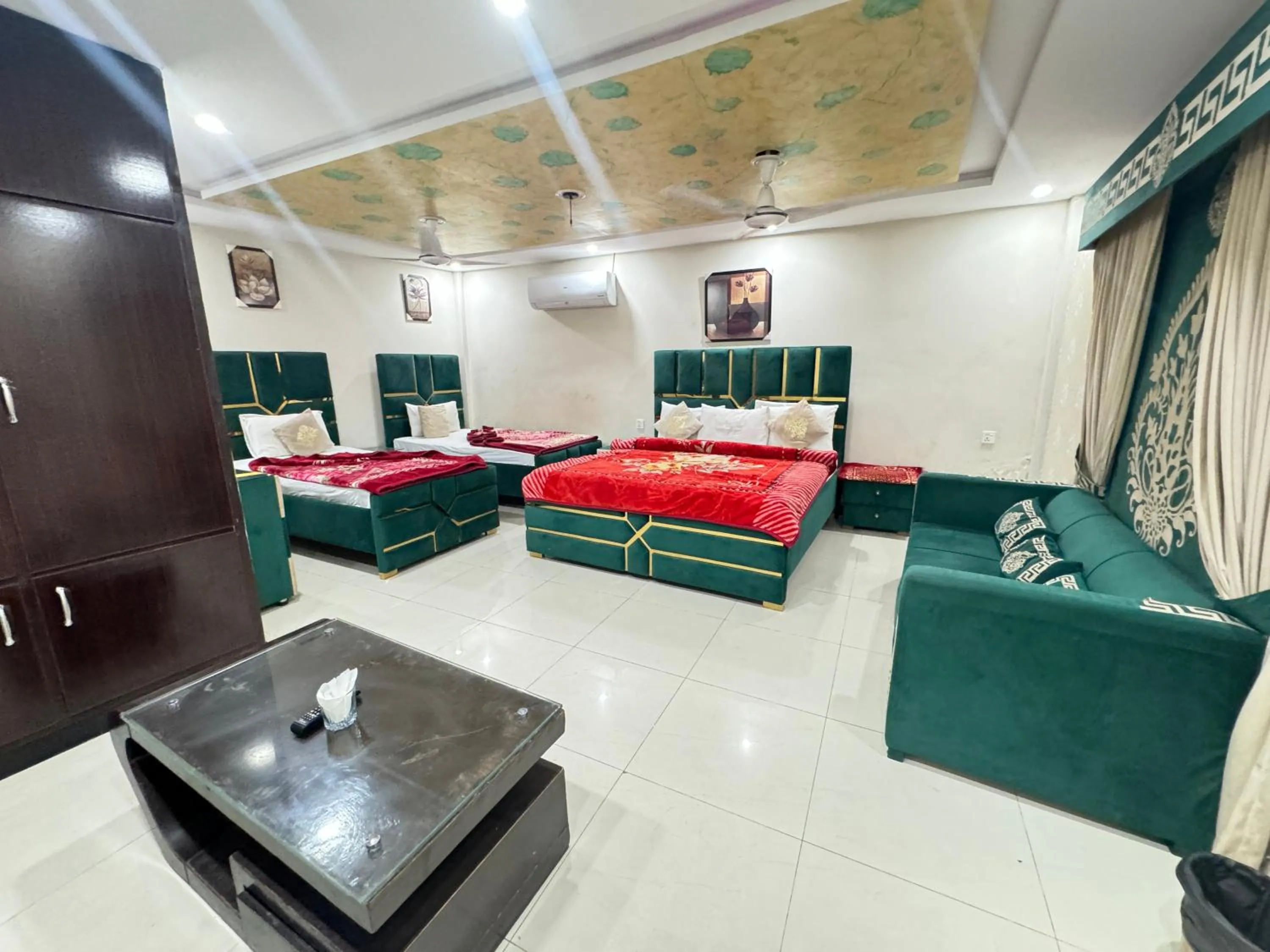 Bedroom in Millat Hotel G9-4