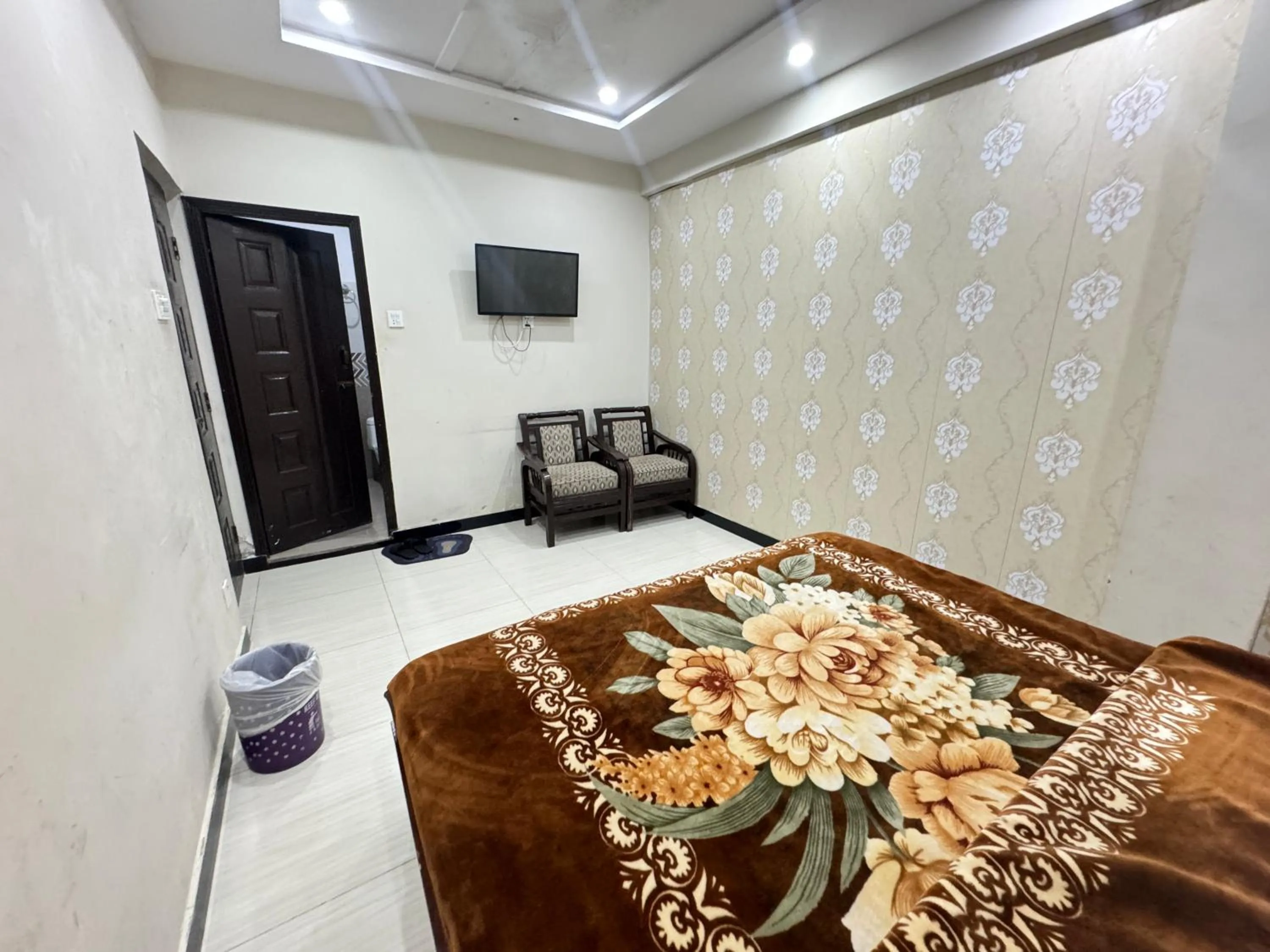 Bed in Millat Hotel G9-4