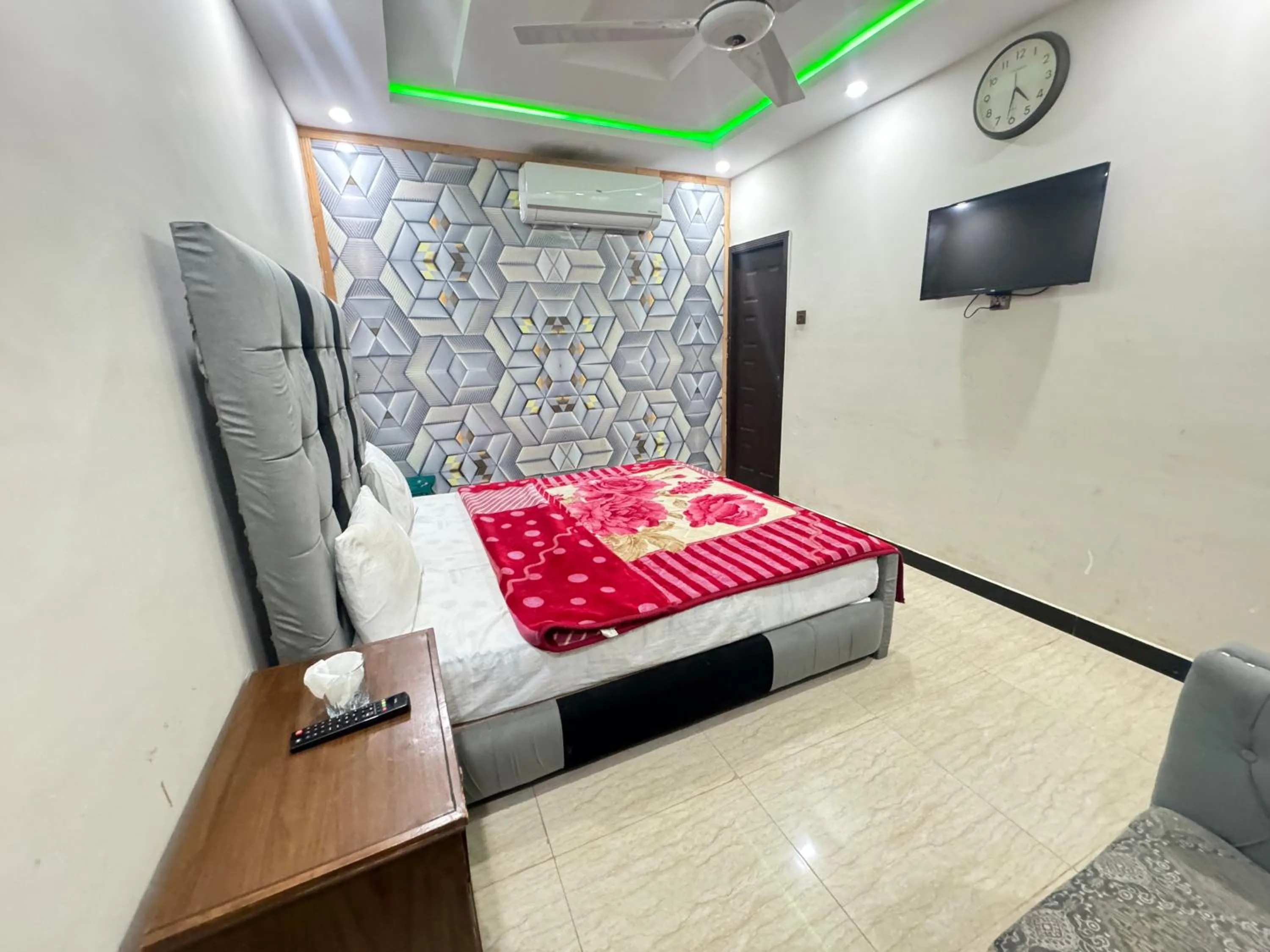 Bedroom in Millat Hotel G9-4