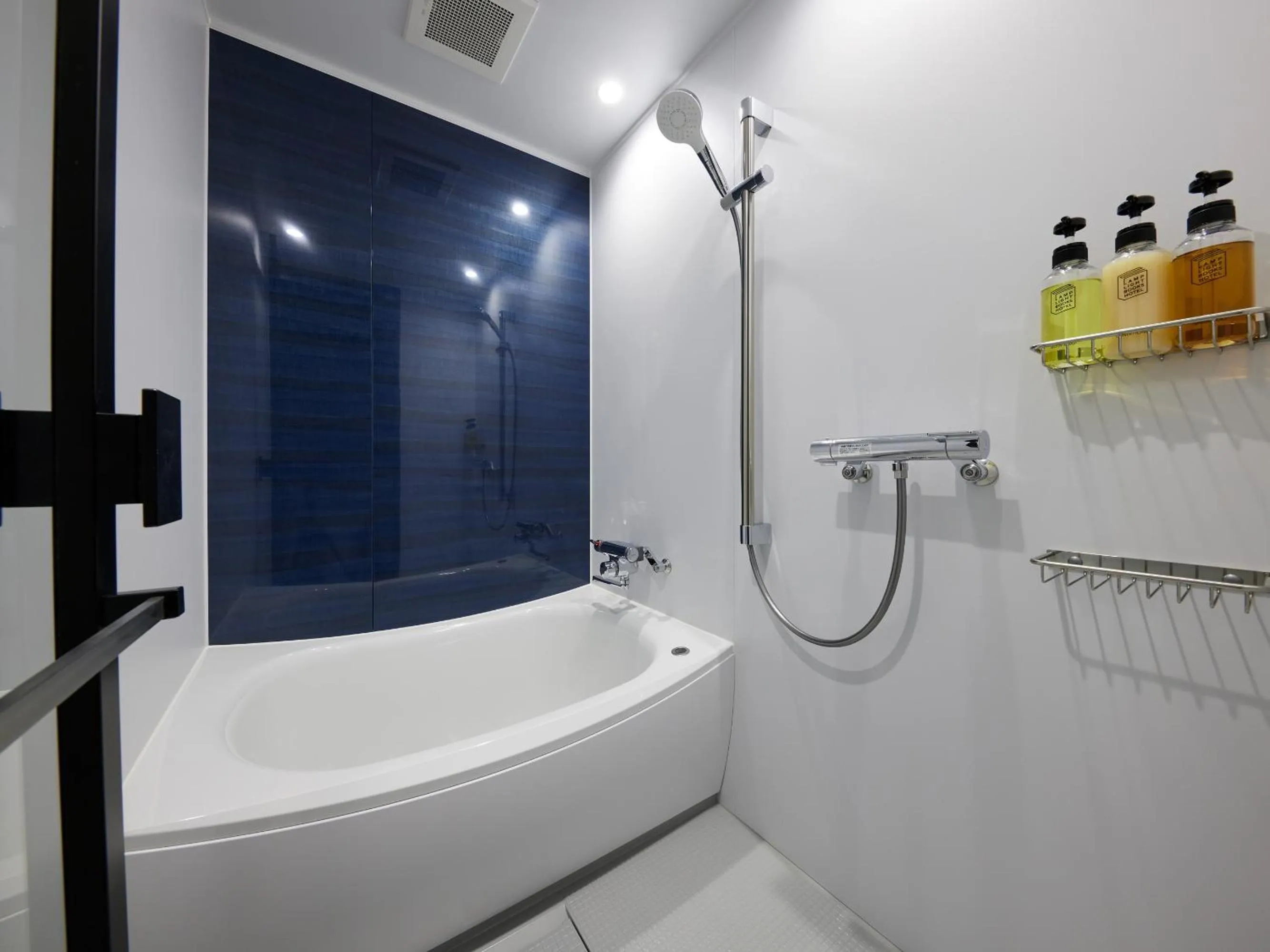 Bathroom in LAMP LIGHT BOOKS HOTEL fukuoka