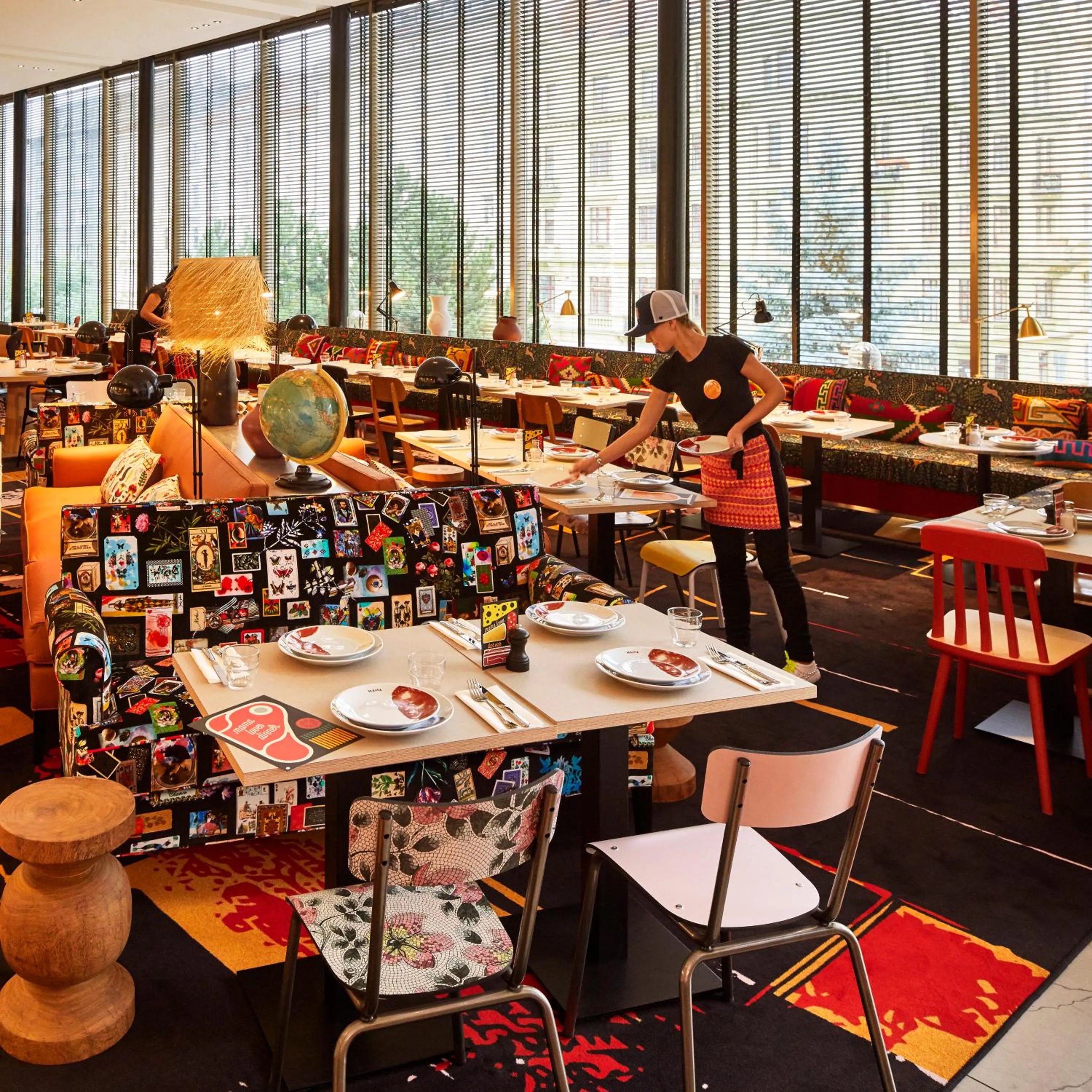 Restaurant/places to eat in Mama Shelter Prague