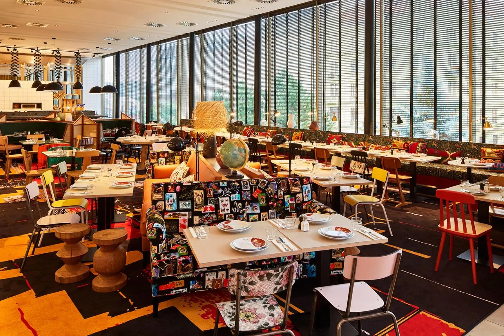 Restaurant/places to eat in Mama Shelter Prague