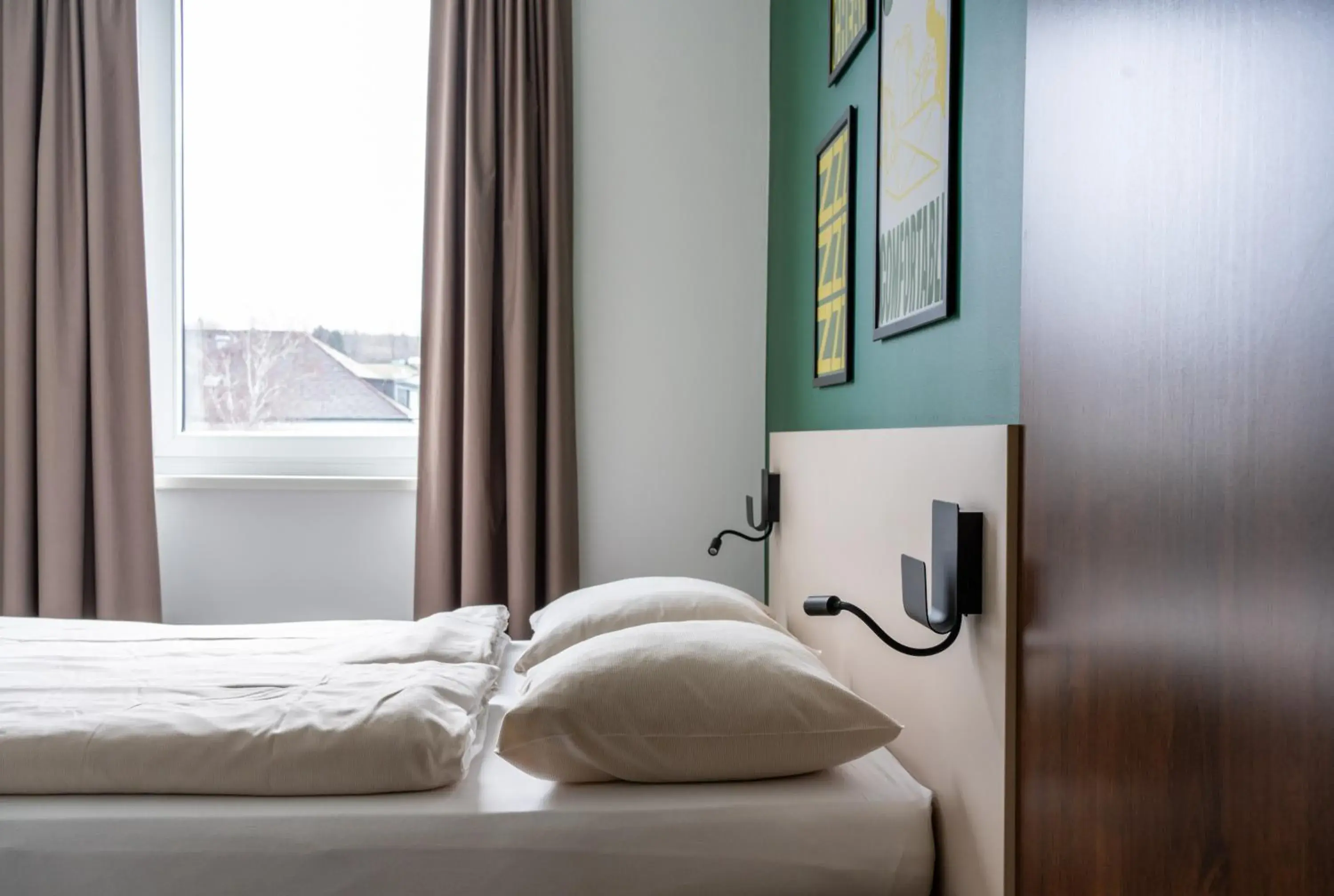 Double Room - single occupancy - Disability Access in SLEEEP HOTEL Ansfelden Double Room - single occupancy - Disability Access in SLEEEP HOTEL Ansfelden