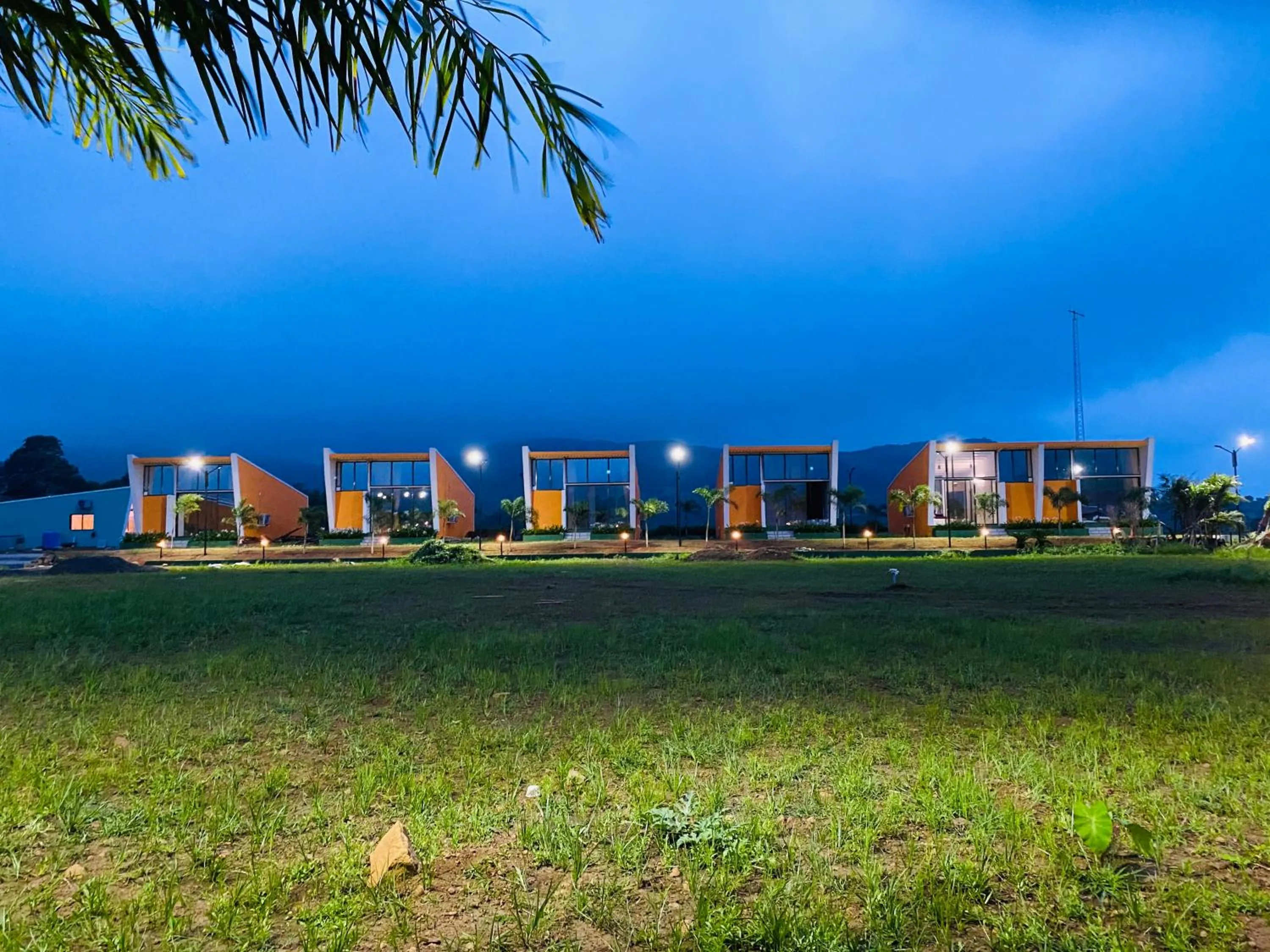 Property building in Mountain N Lake Resort