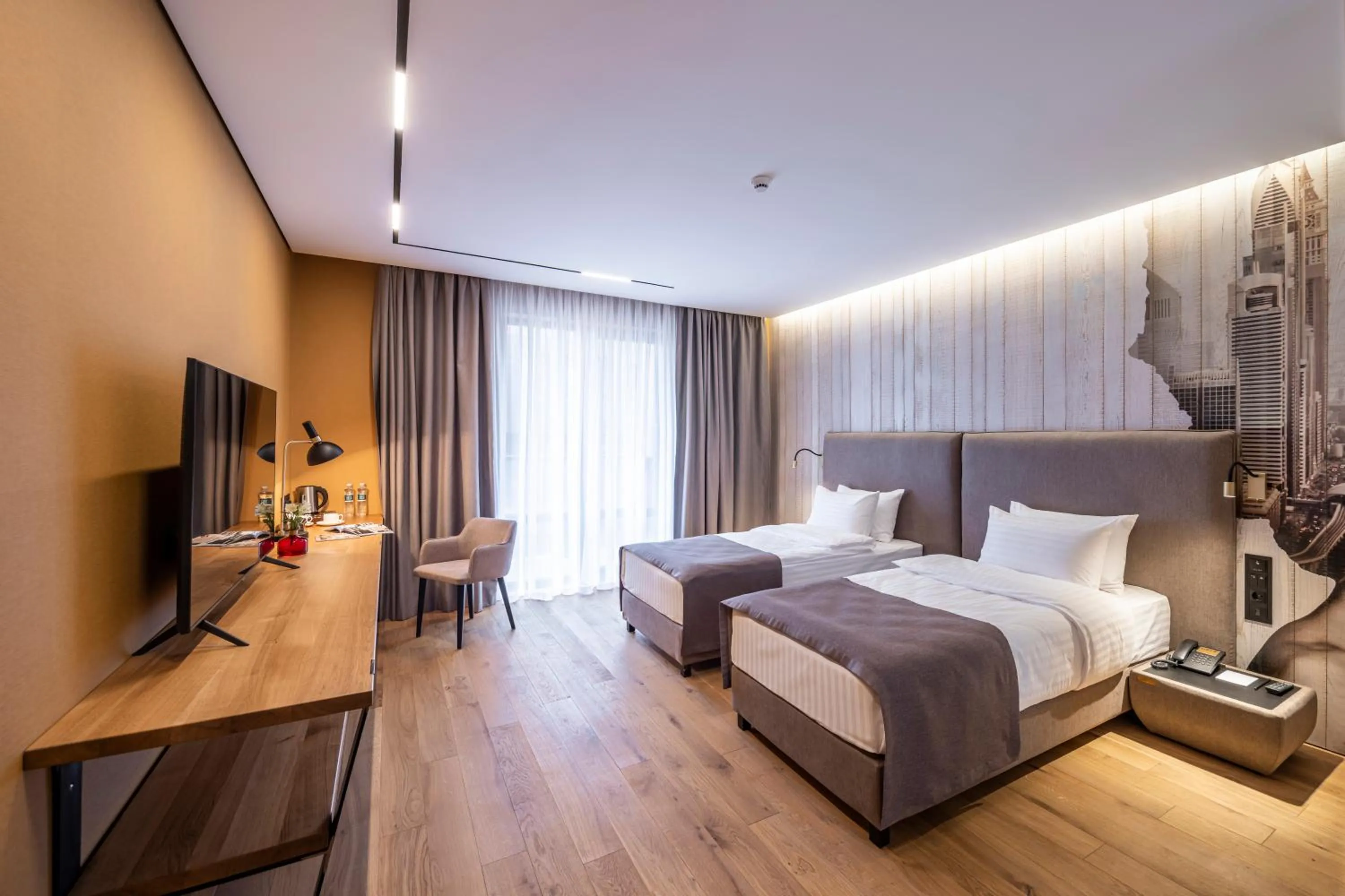 Photo of the whole room, Bed in Loft7