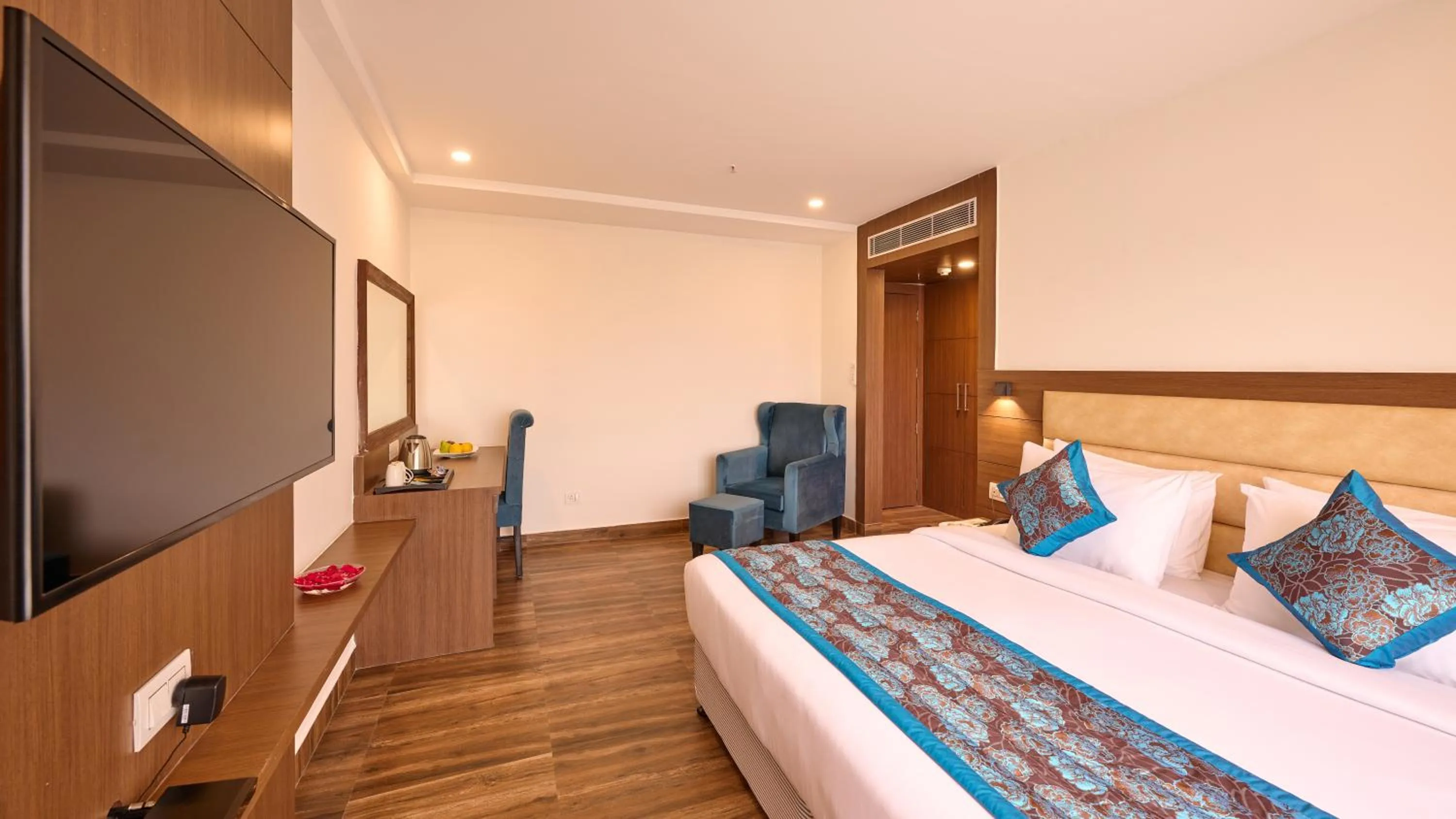Bedroom, Bed in Renest Haridwar