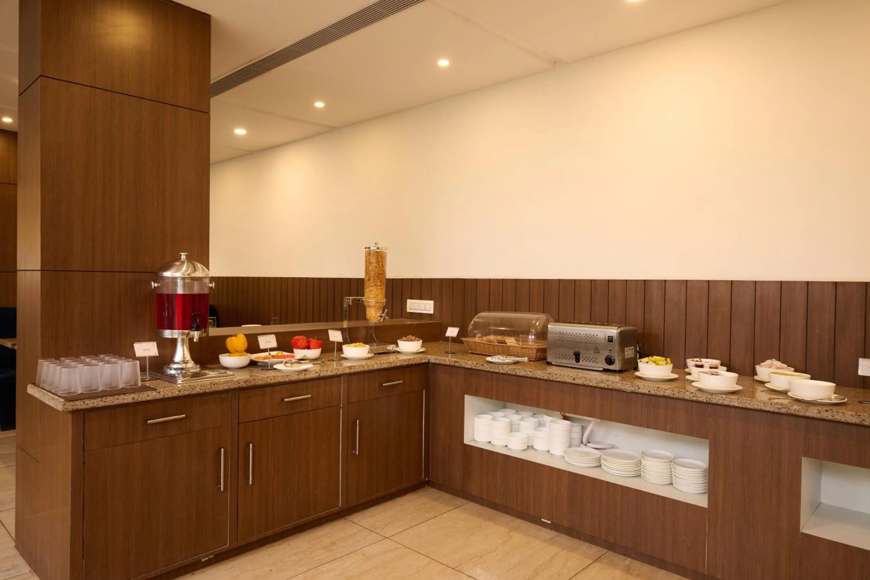 Restaurant/places to eat in Renest Haridwar