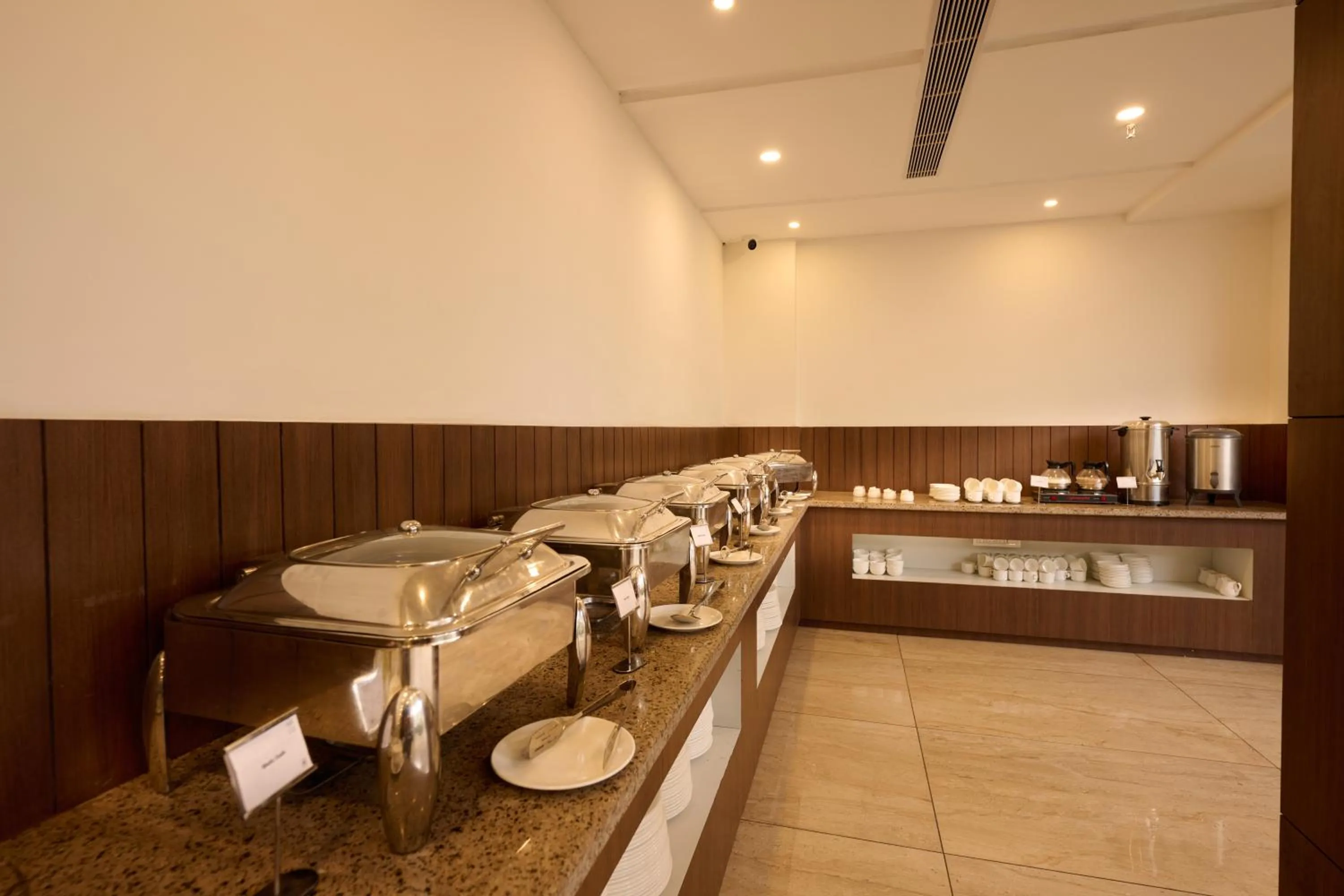 Restaurant/places to eat in Renest Haridwar