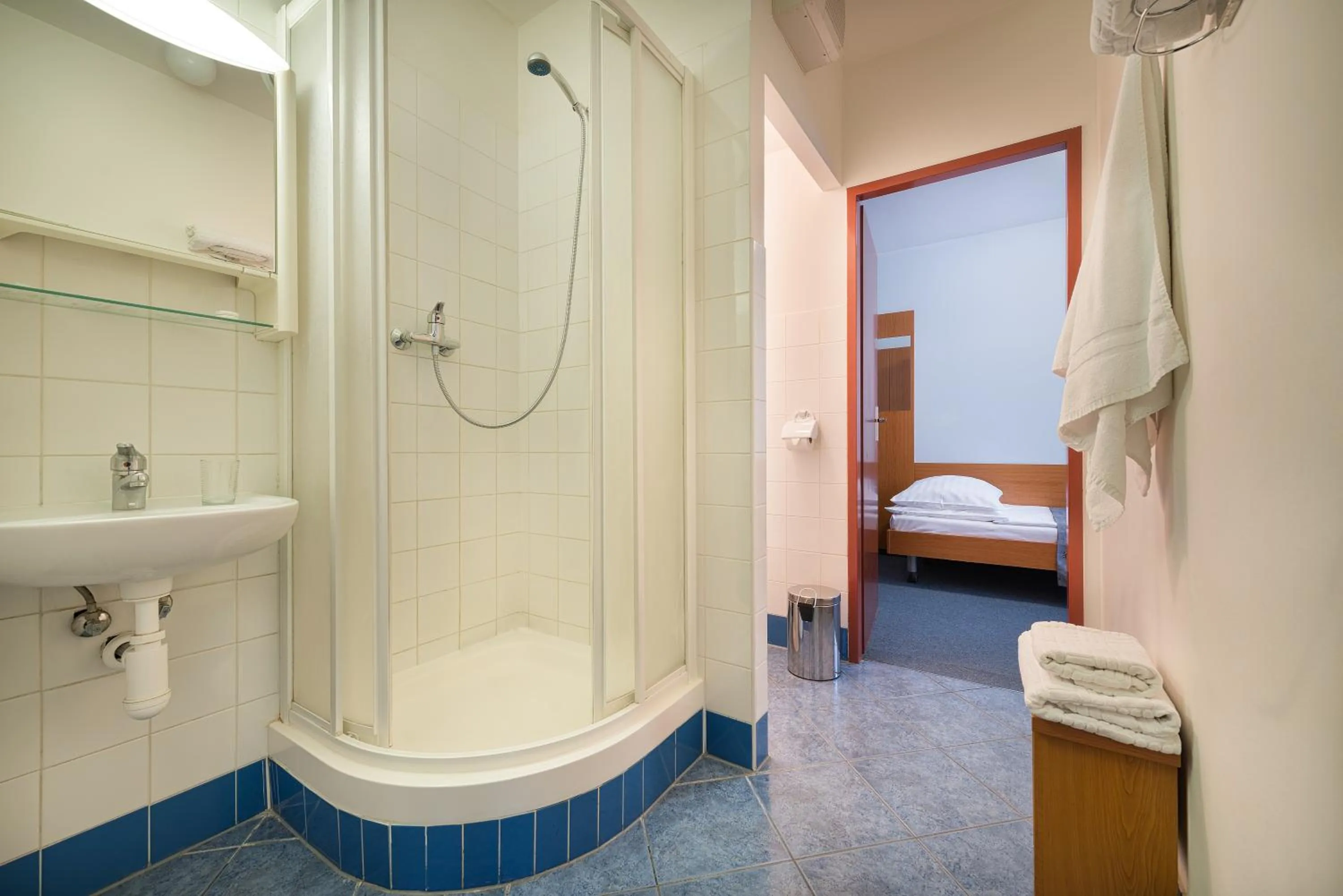 Bed in EA Hotel Populus