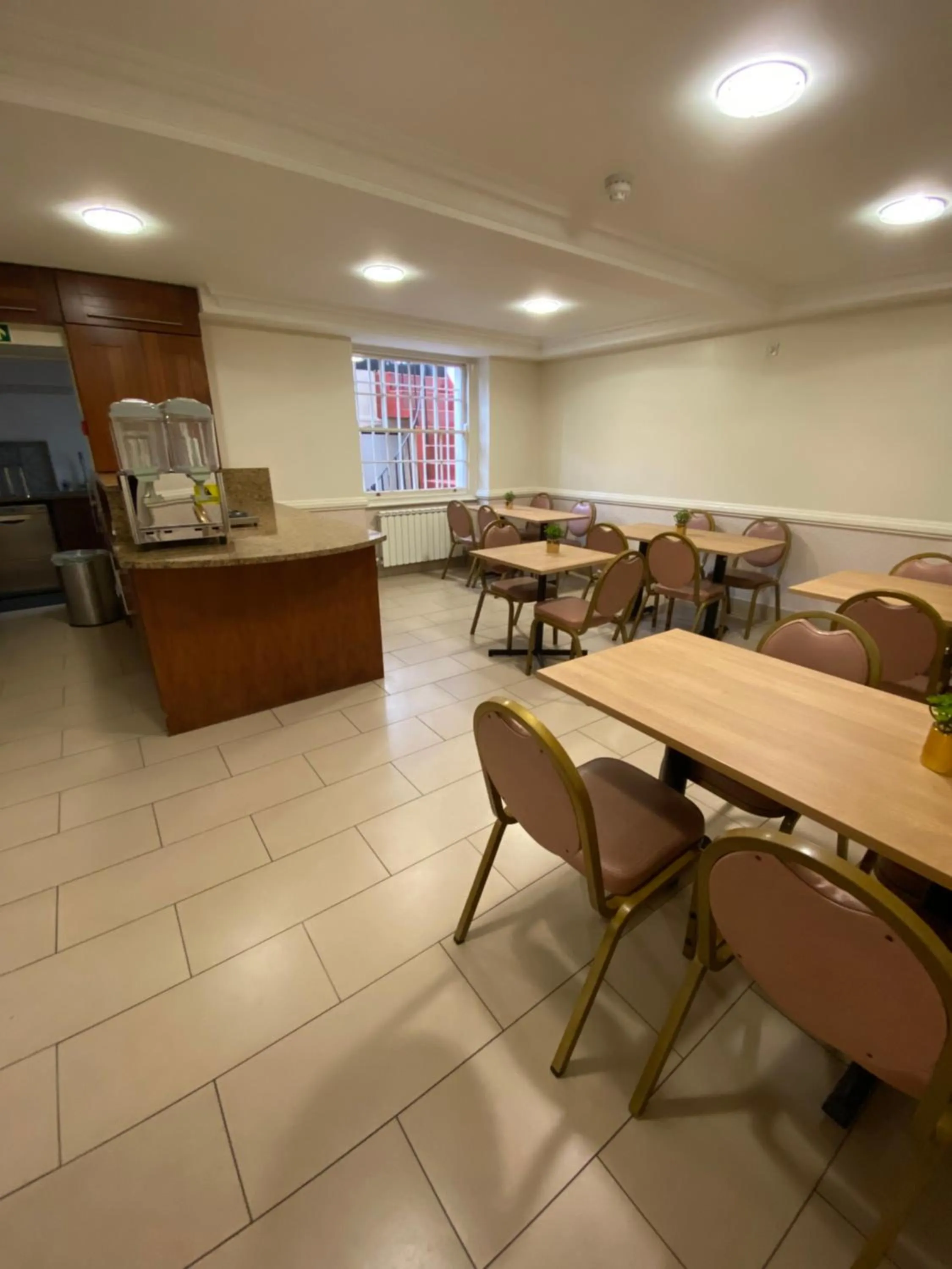 Breakfast in Orchard Hotel