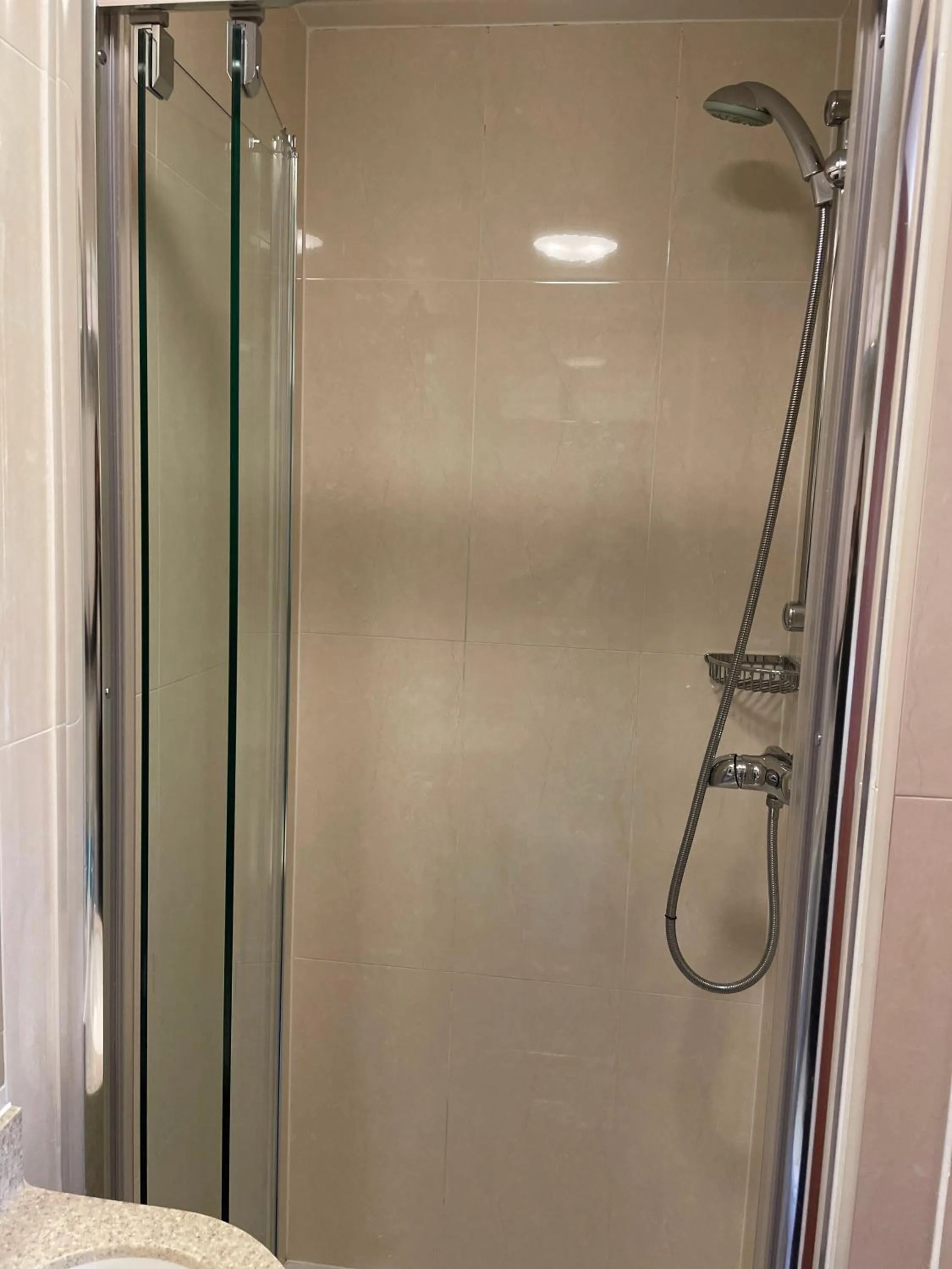 Bathroom in Orchard Hotel