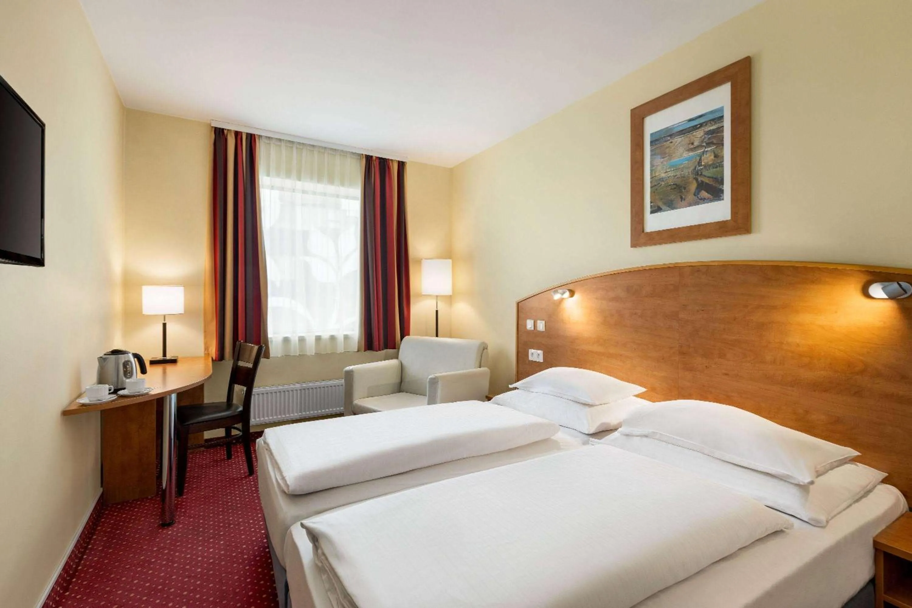 Photo of the whole room, Bed in Amedia Express Prague, Trademark Collection by Wyndham