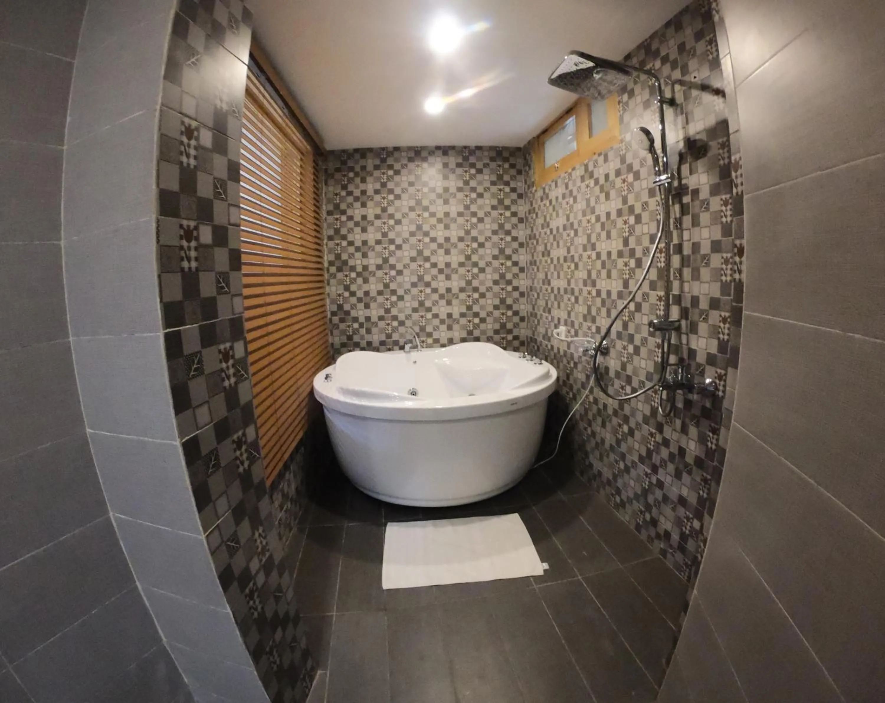 Sauna in Famree Resort Hunza