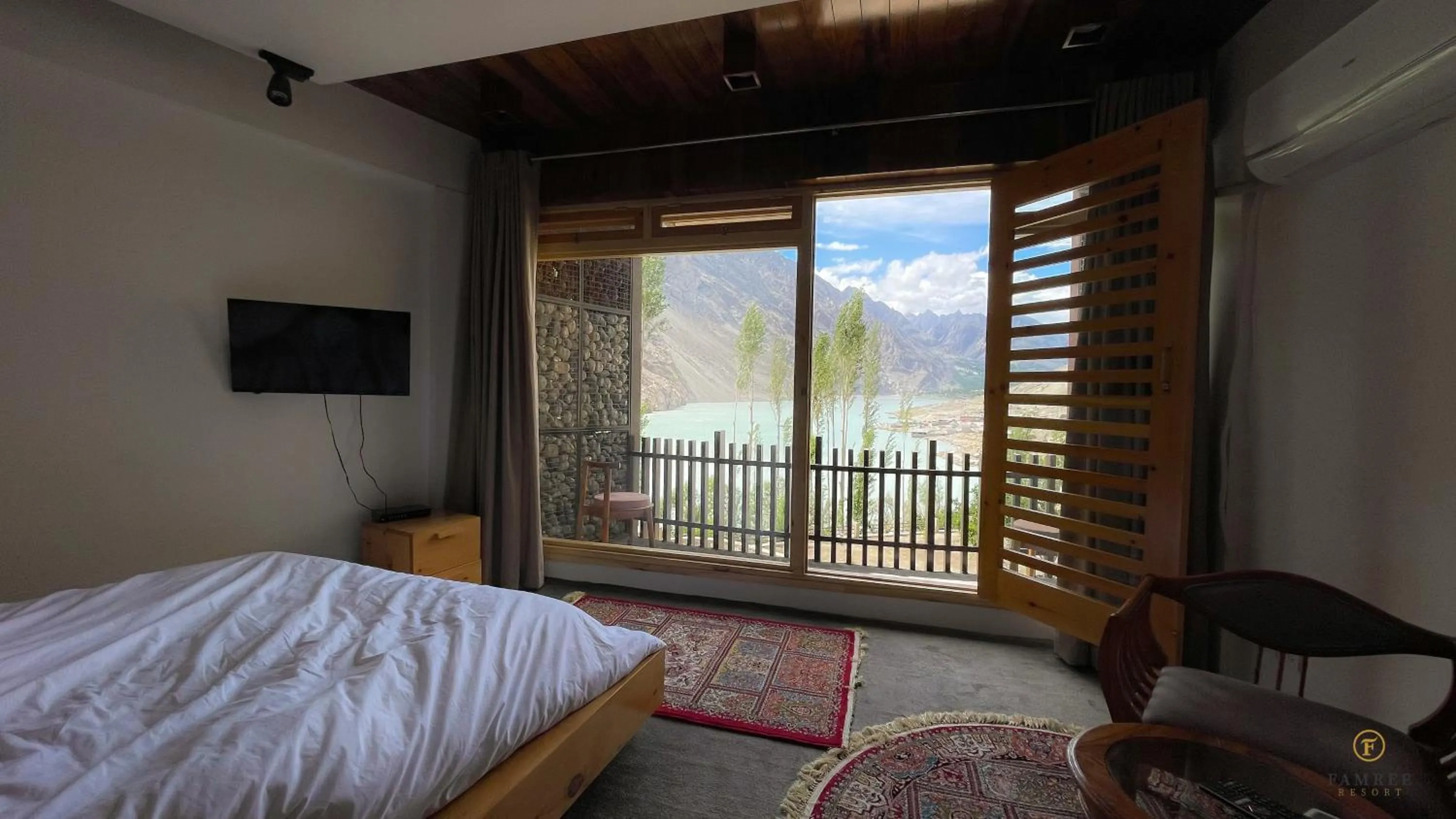 Bedroom, Bed in Famree Resort Hunza