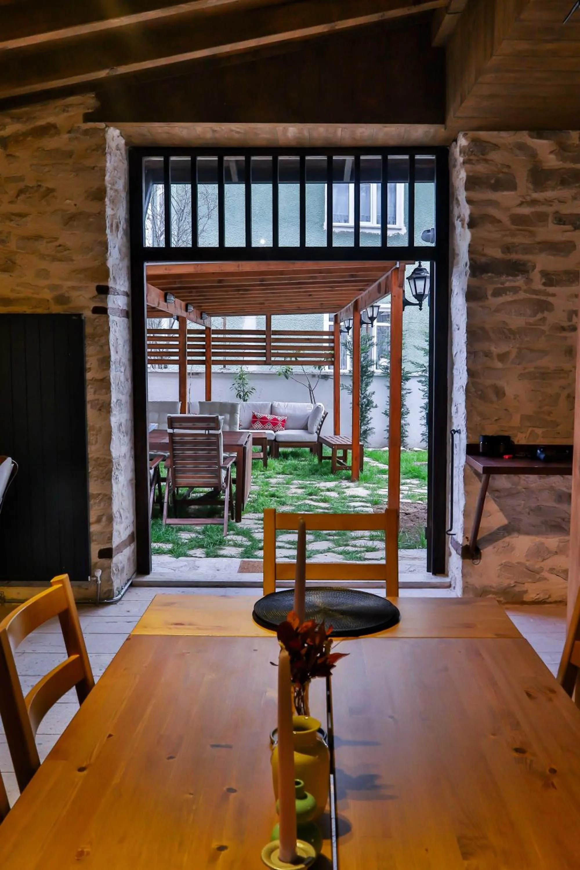 Patio in Konak Bindallı