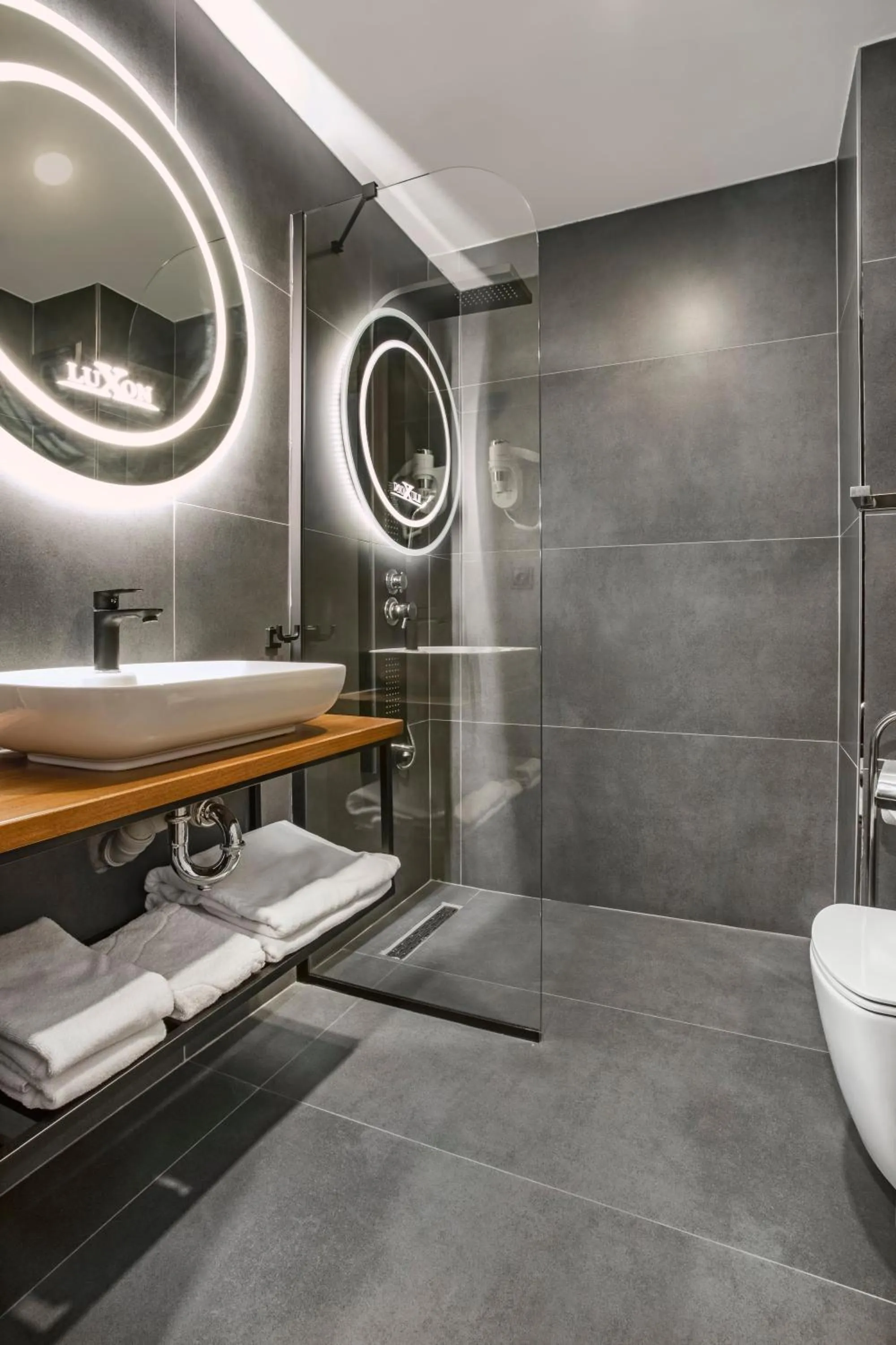 Toilet in Luxon Hotel Sakarya