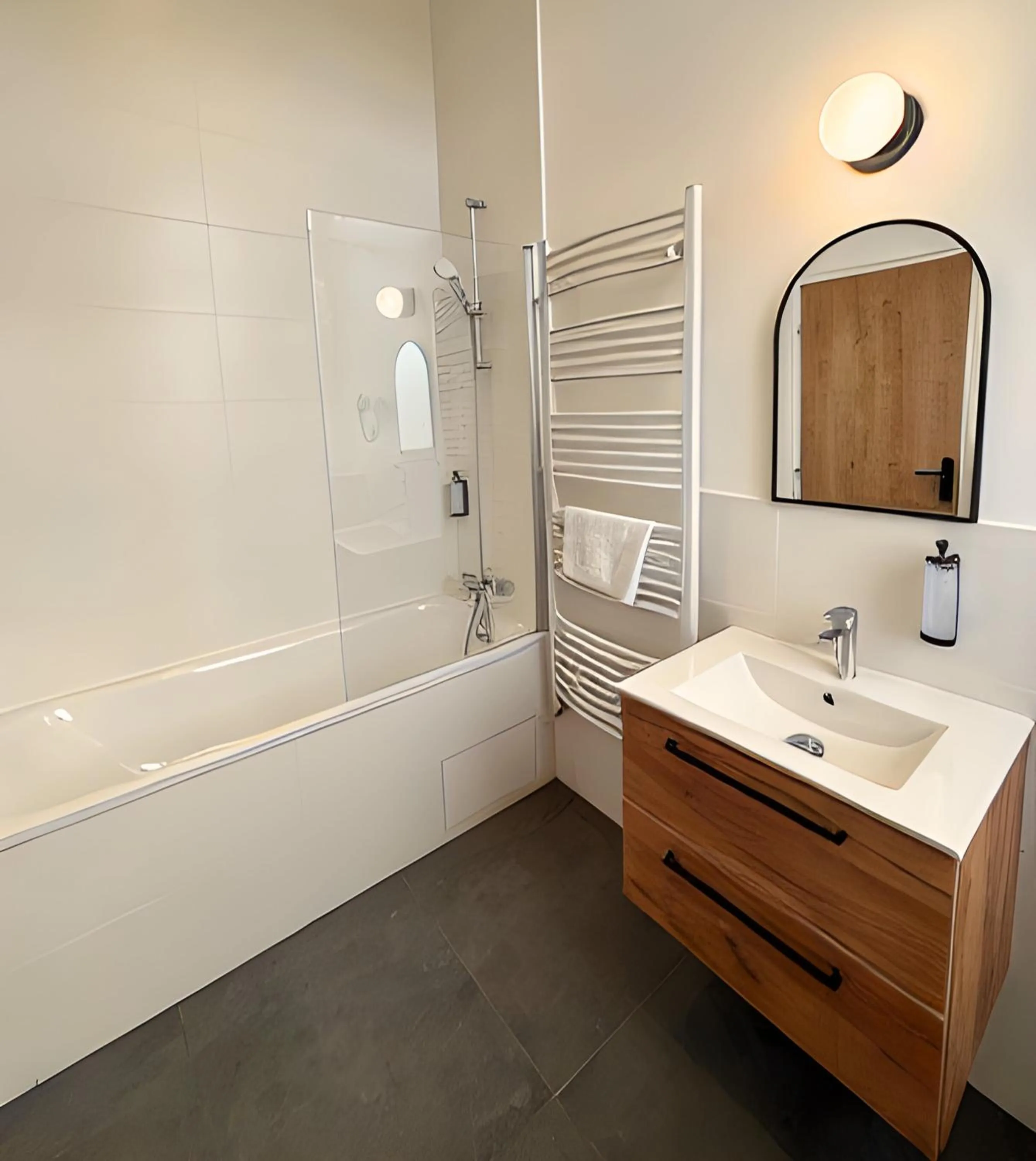 Superior Double or Twin Room in Hotellerie de l'Abbaye du Désert