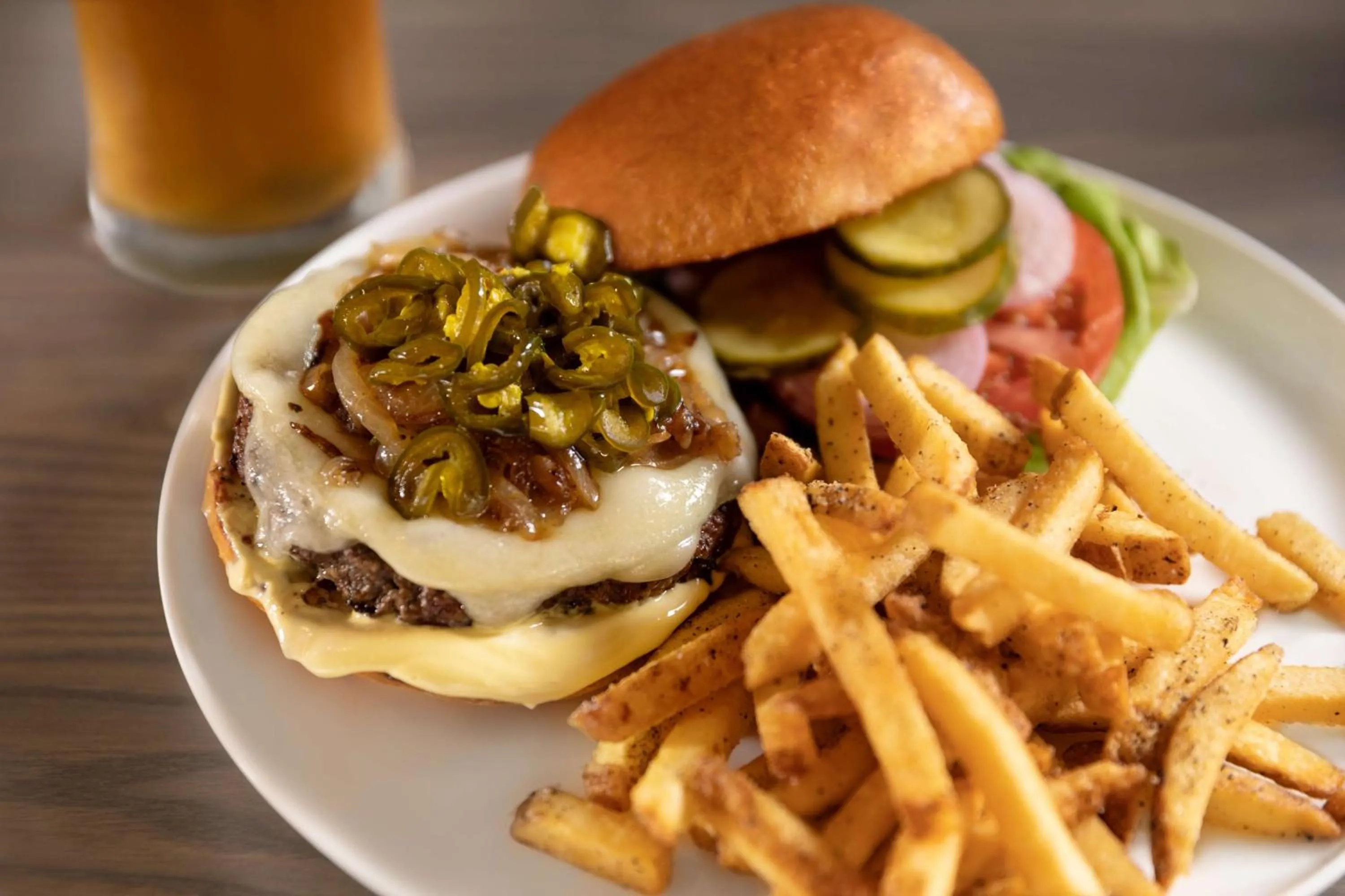 Restaurant/places to eat in The Slate Hotel Denver Downtown, Tapestry by Hilton