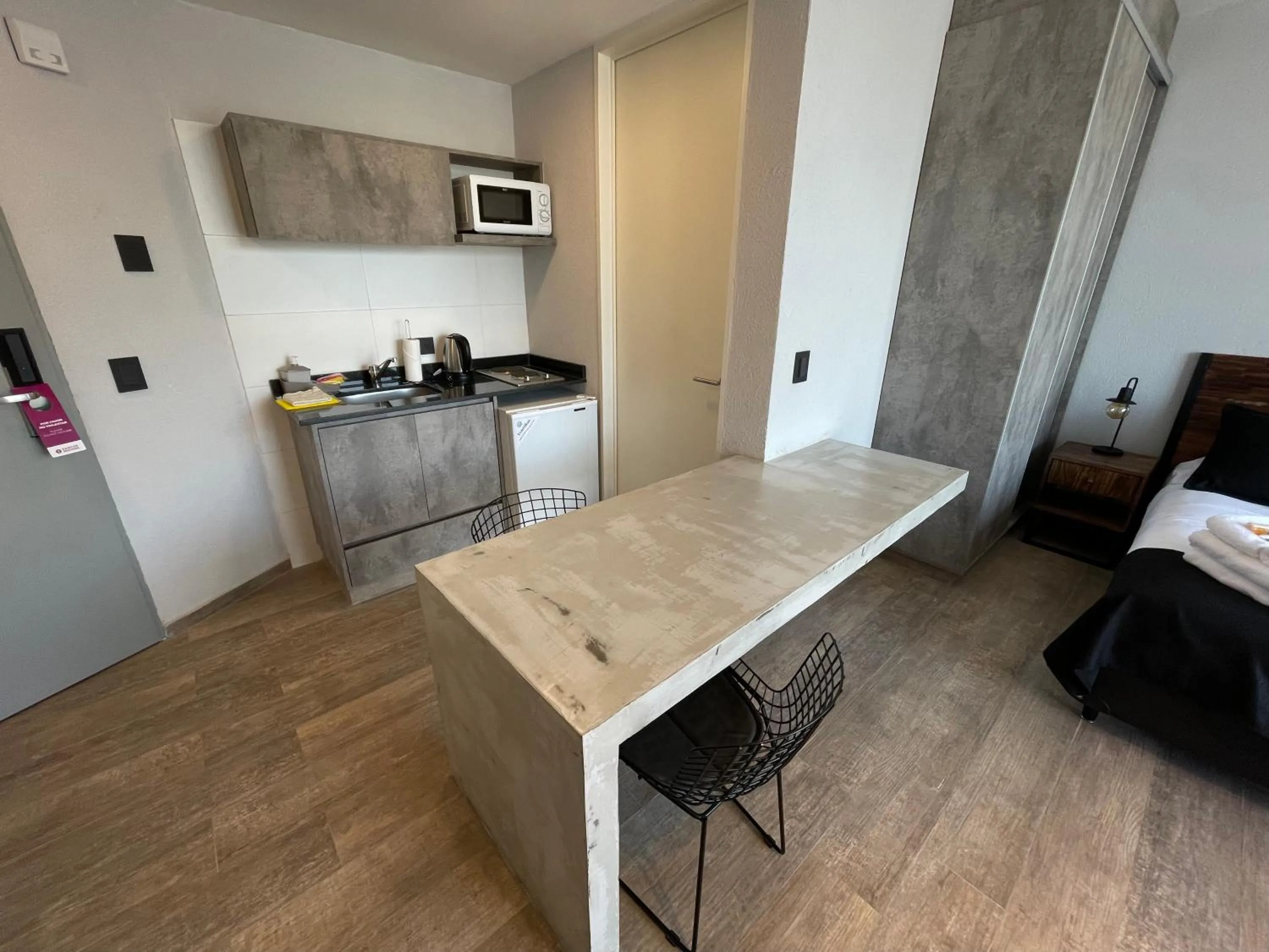 kitchen in Days Inn Devoto