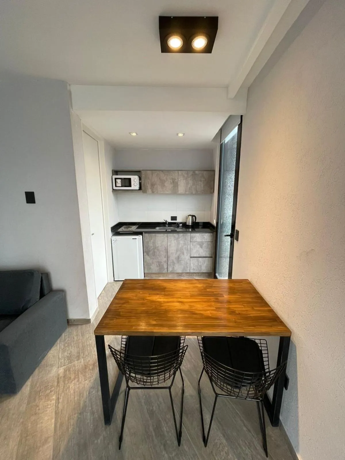 Dining area in Days Inn Devoto