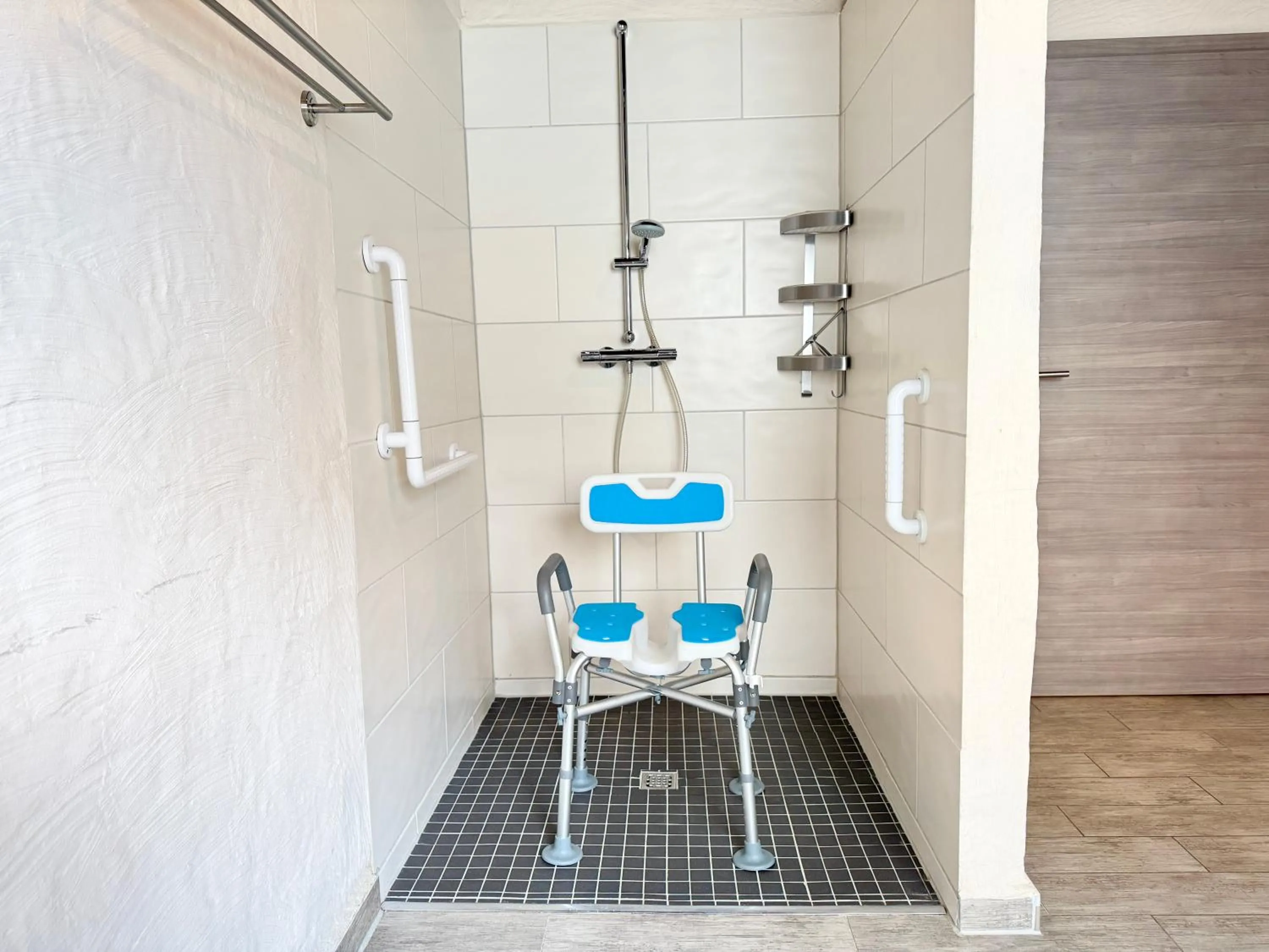 Shower in Villa Moorstern am Badesee Tannenhausen