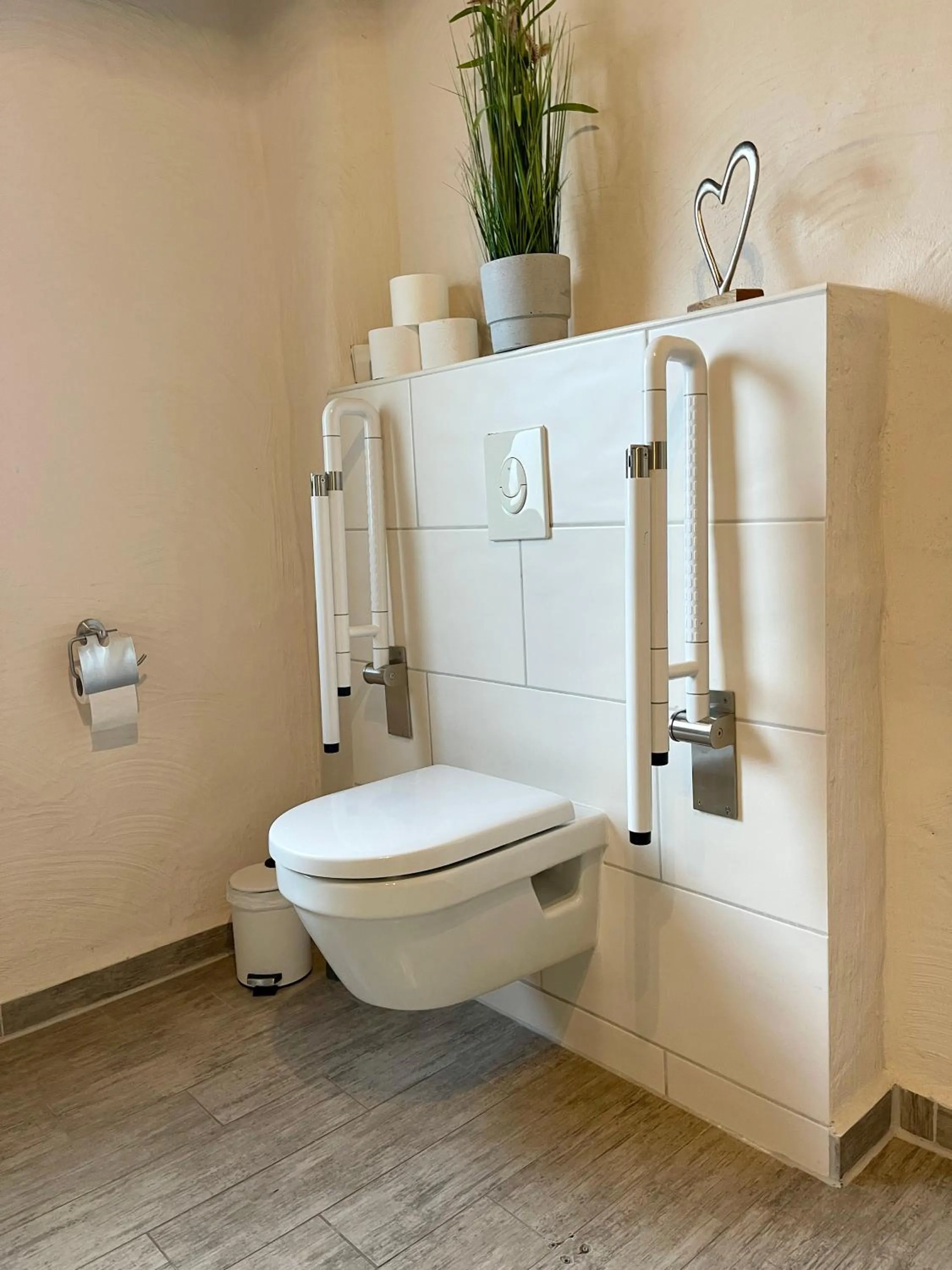 Toilet in Villa Moorstern am Badesee Tannenhausen