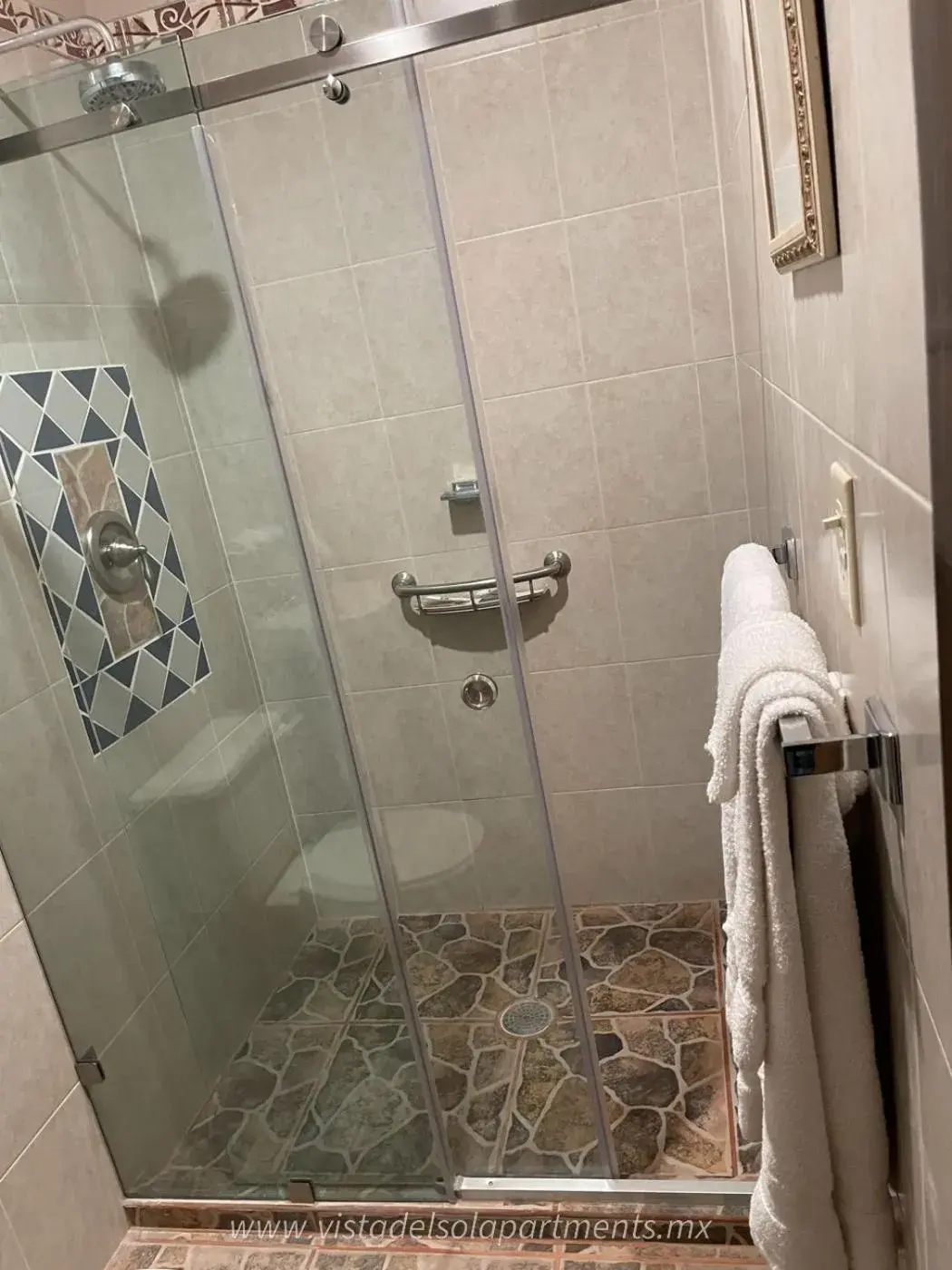 Studio Apartment in Vista Del Sol Apartments Studio Apartment in Vista Del Sol Apartments