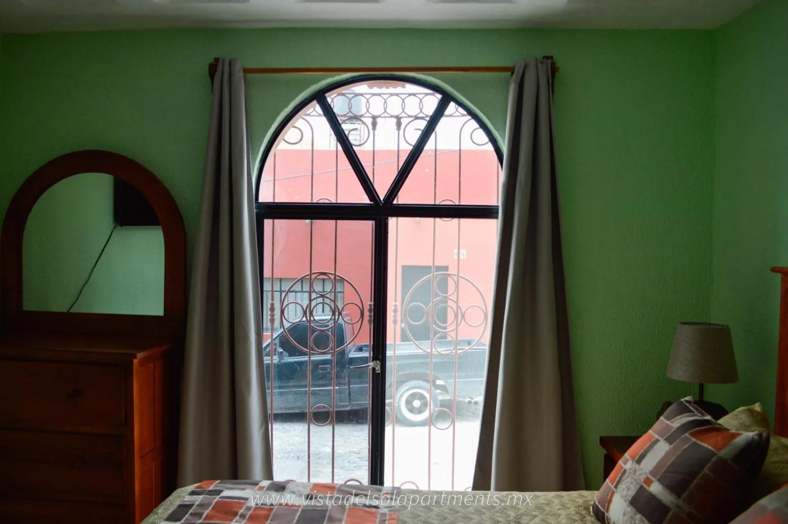 Superior Apartment in Vista Del Sol Apartments