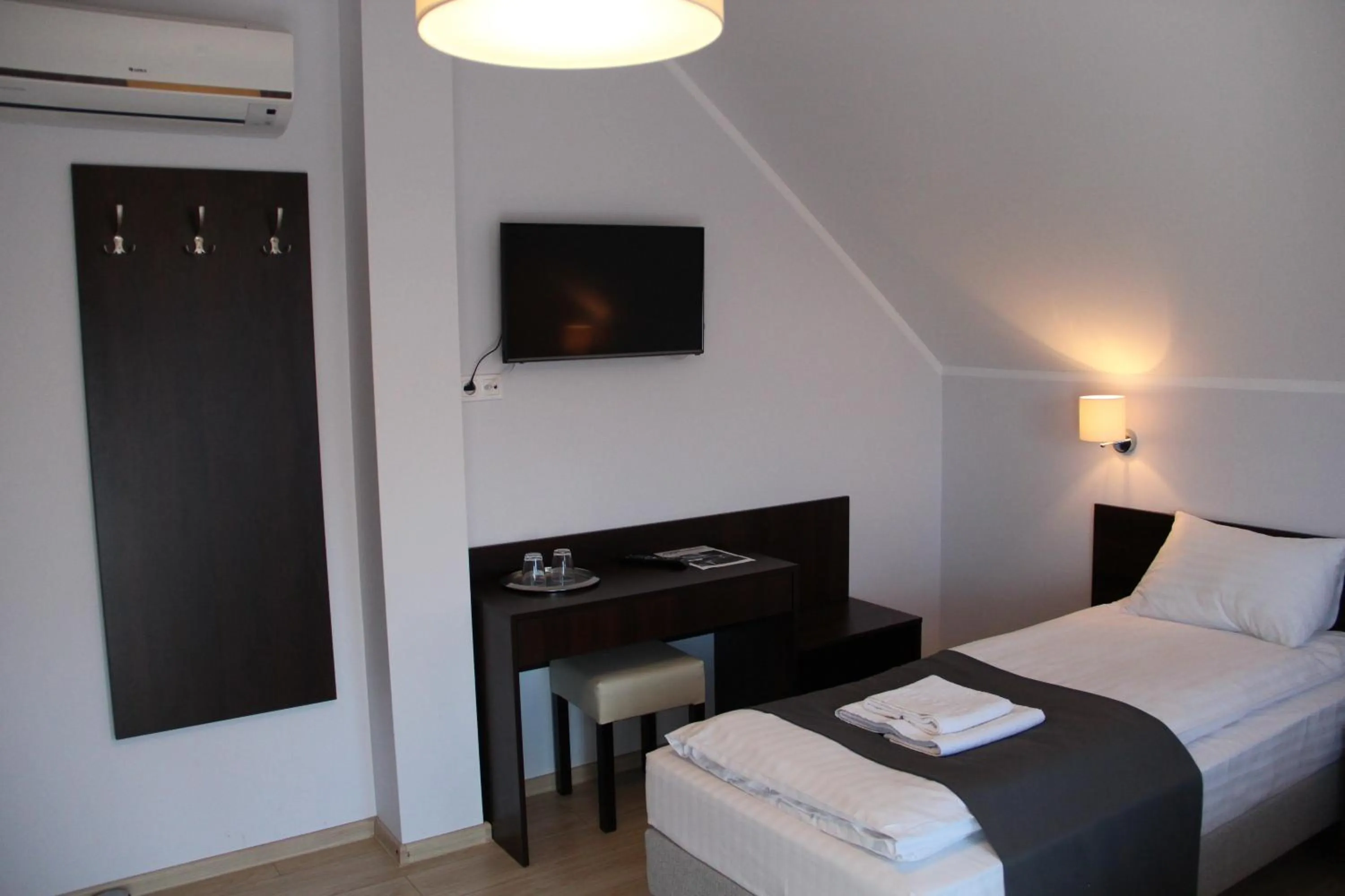 Bed in Zajazd Gościniec