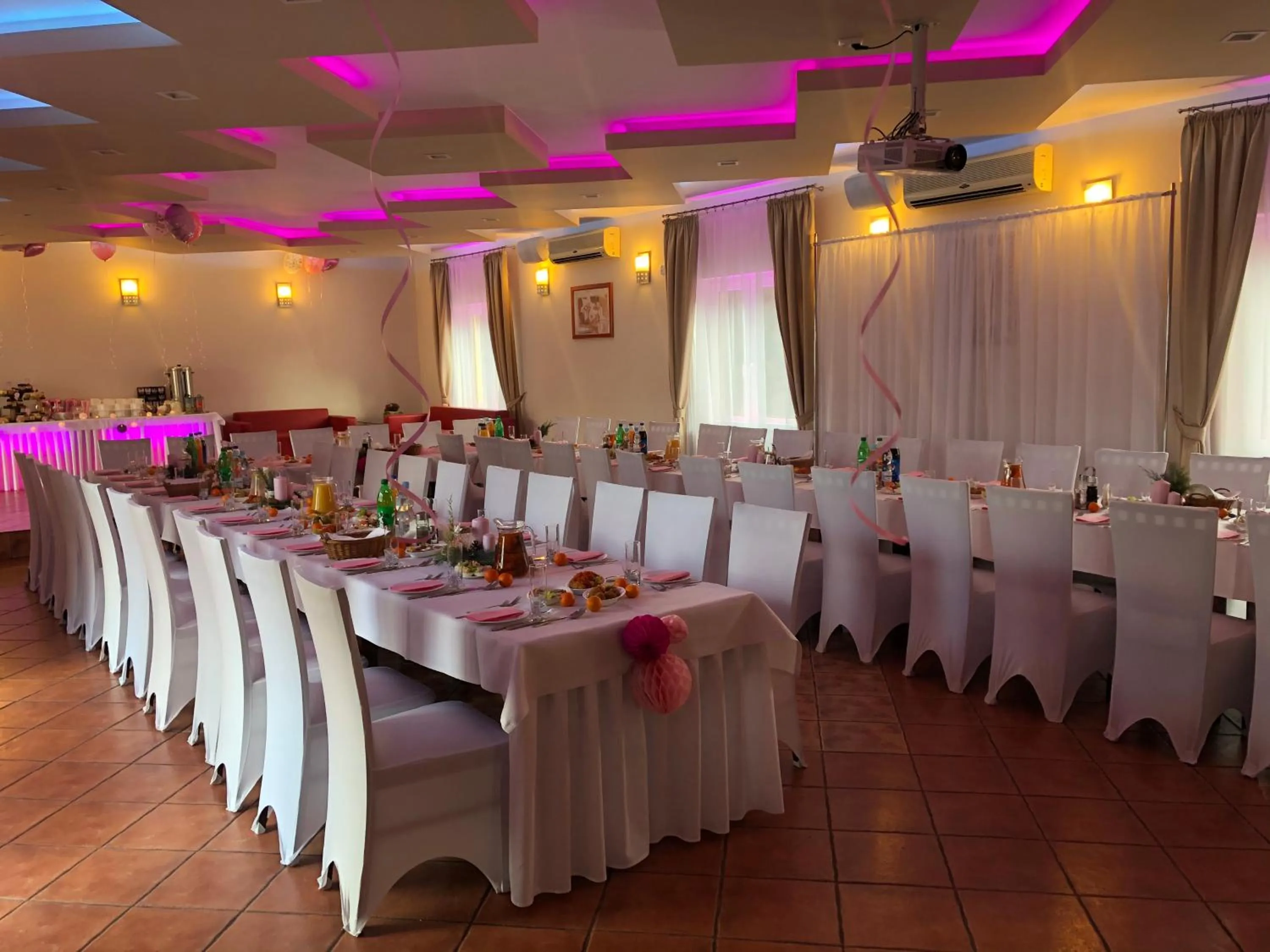 Business facilities in Zajazd Gościniec