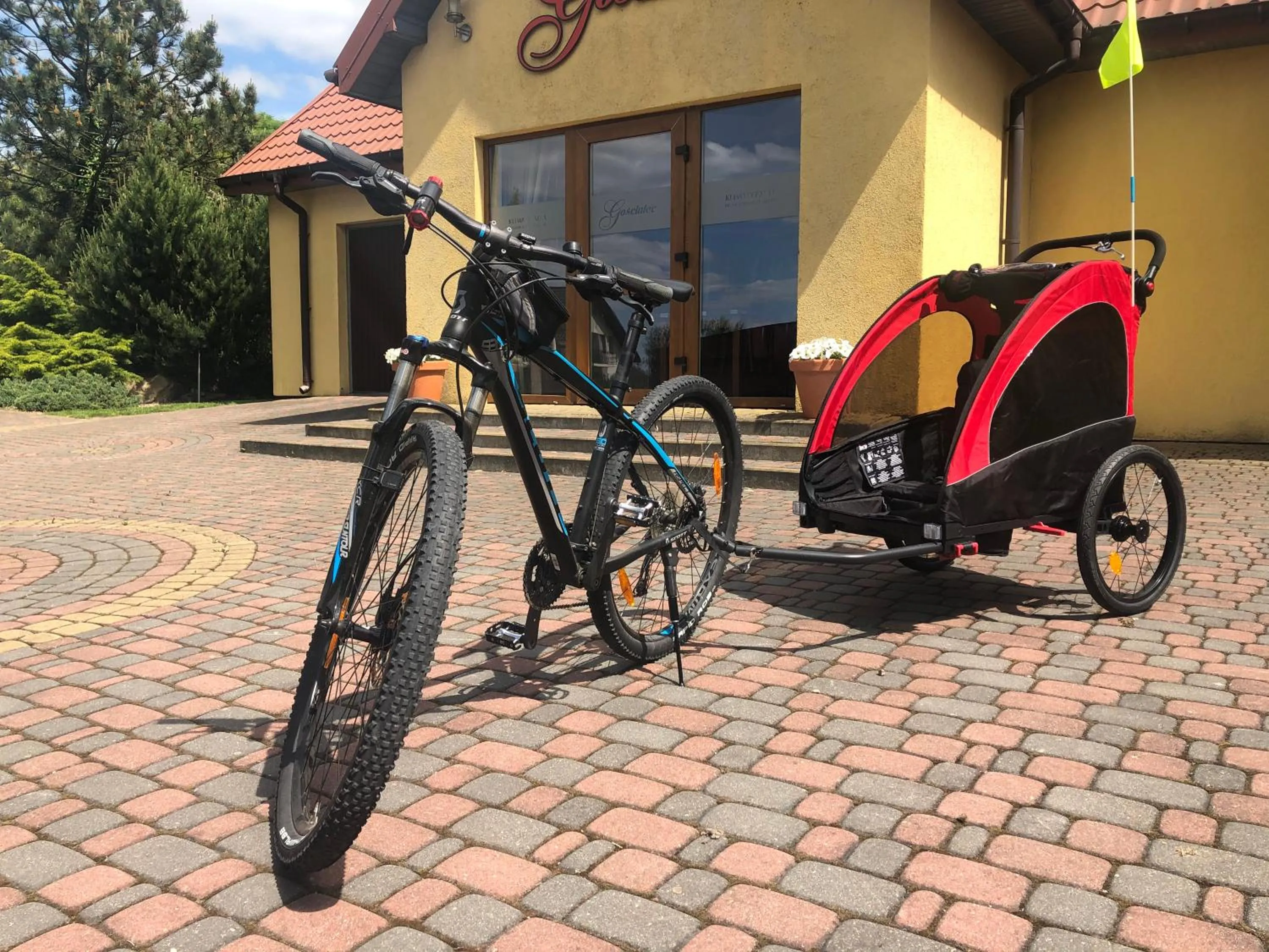 Facade/entrance in Zajazd Gościniec