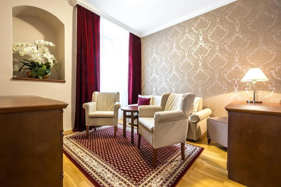 Living room in Alexander