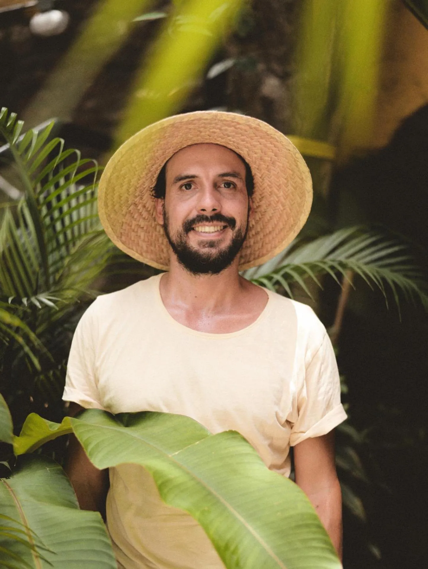 People in La Casa del Totumo