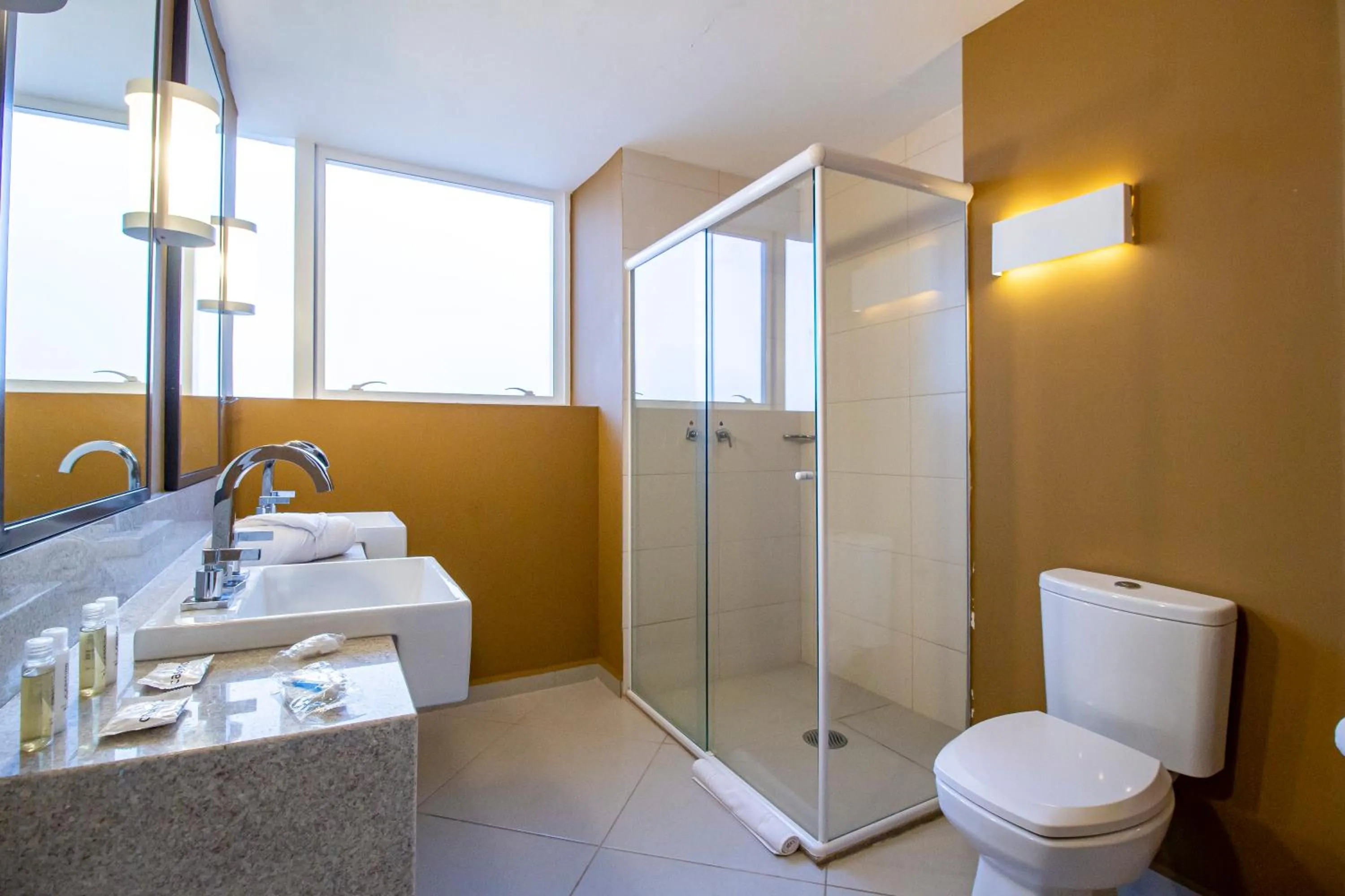 Bathroom in Hotel Cassino Tower São José do Rio Preto by Nacional Inn