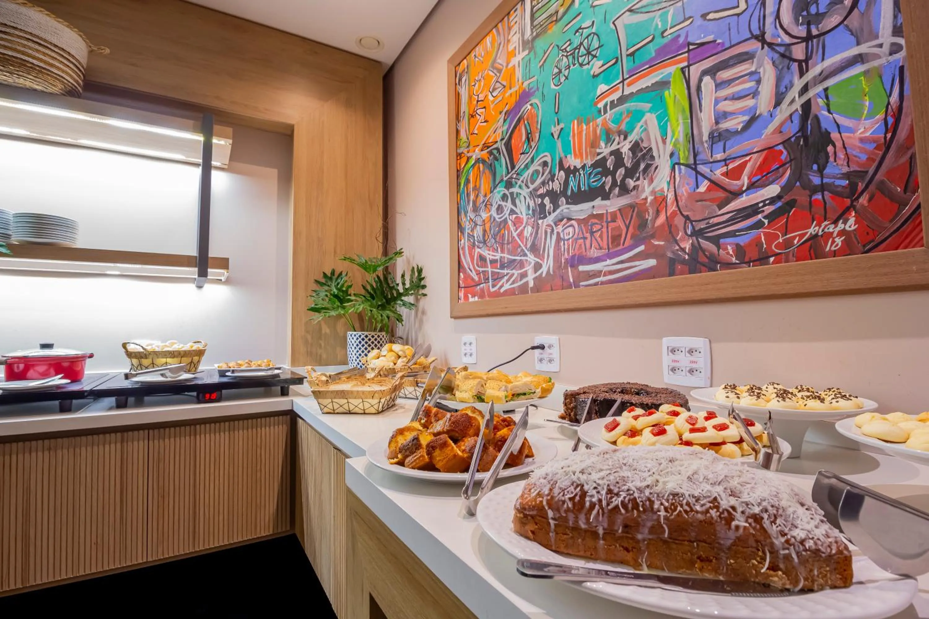 Breakfast in Hotel Cassino Tower São José do Rio Preto by Nacional Inn