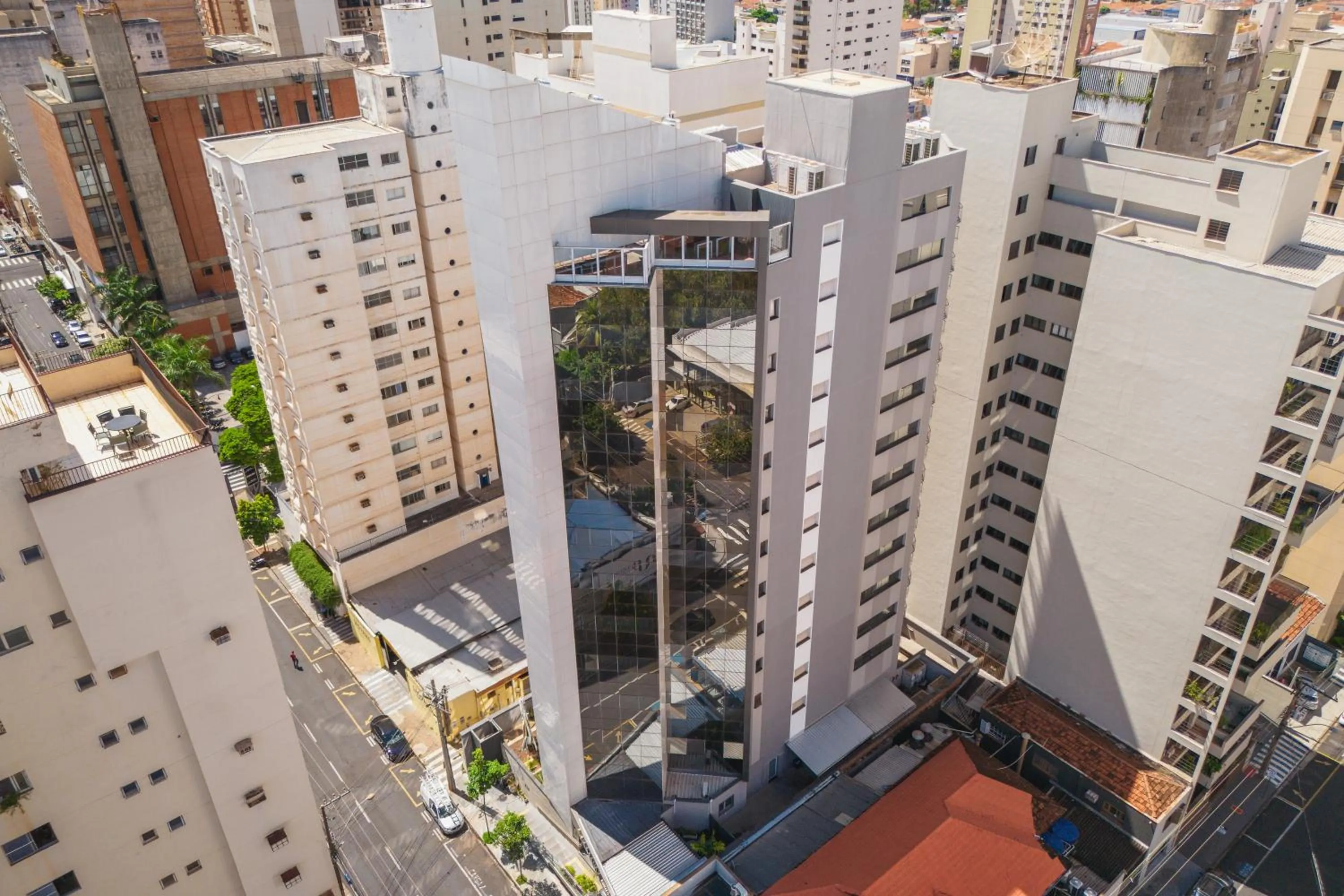 Facade/entrance in Hotel Cassino Tower São José do Rio Preto by Nacional Inn