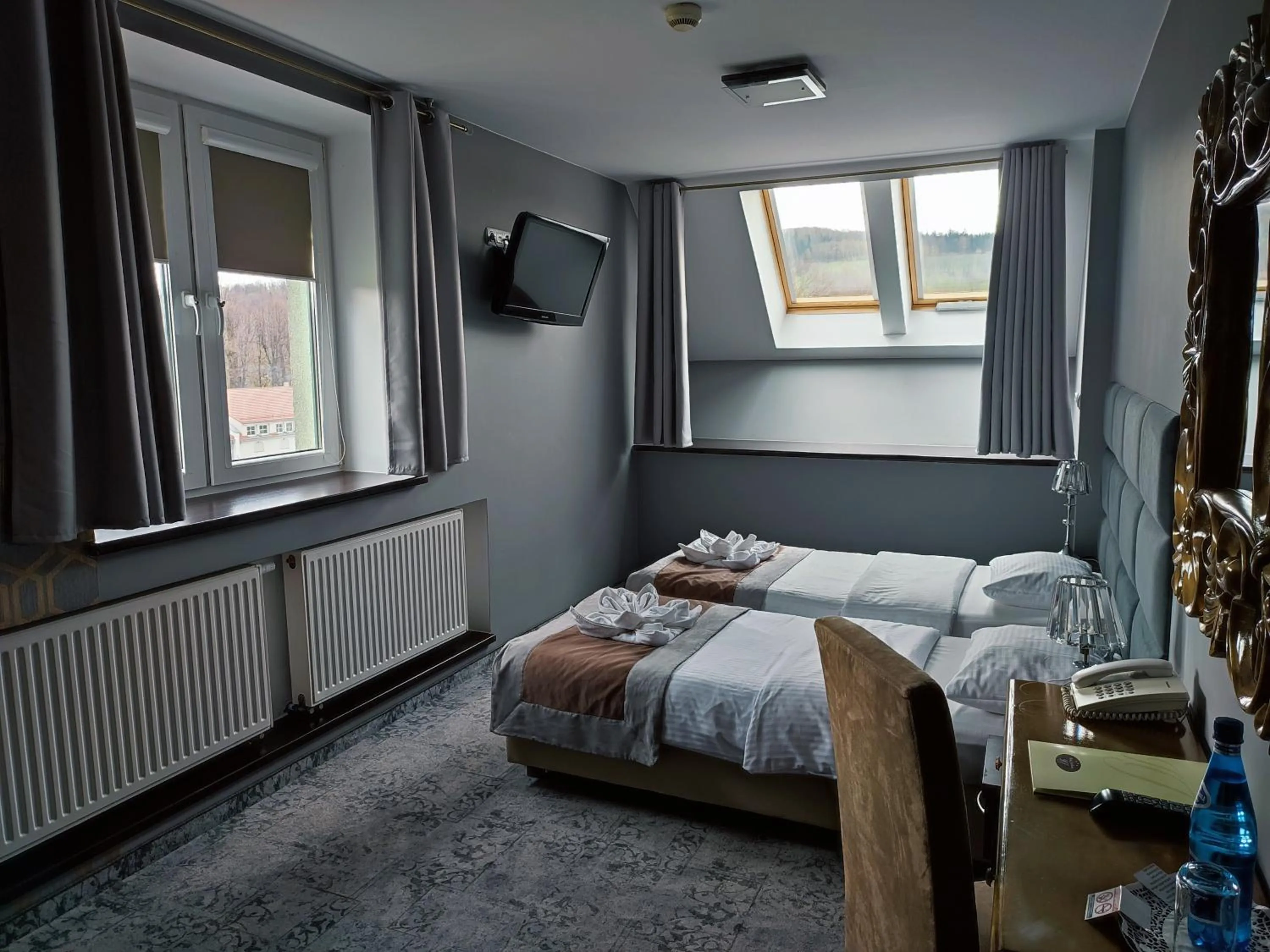 Bed in Hotel Jedlinka