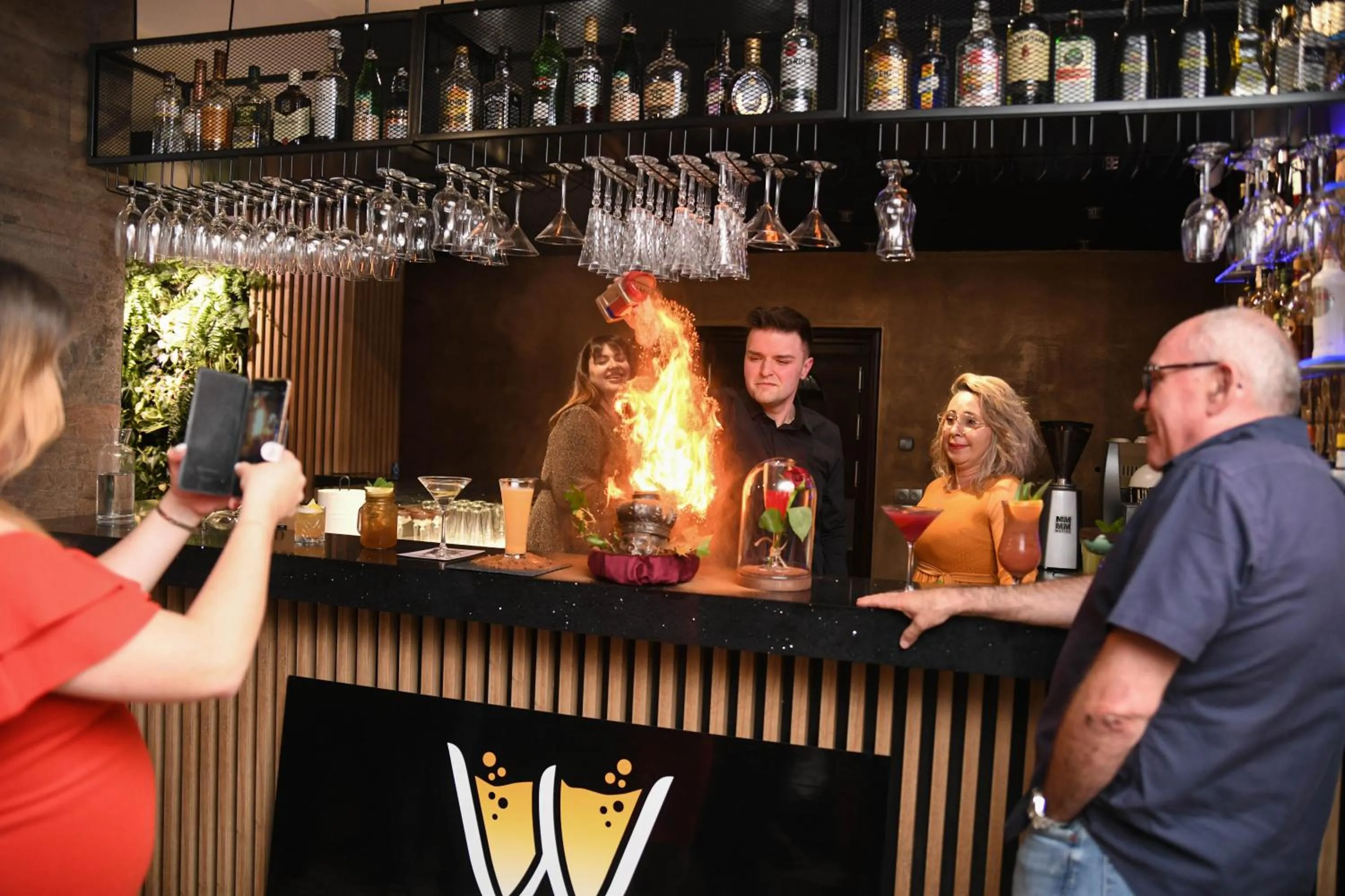 Lounge or bar in Hotel Jedlinka