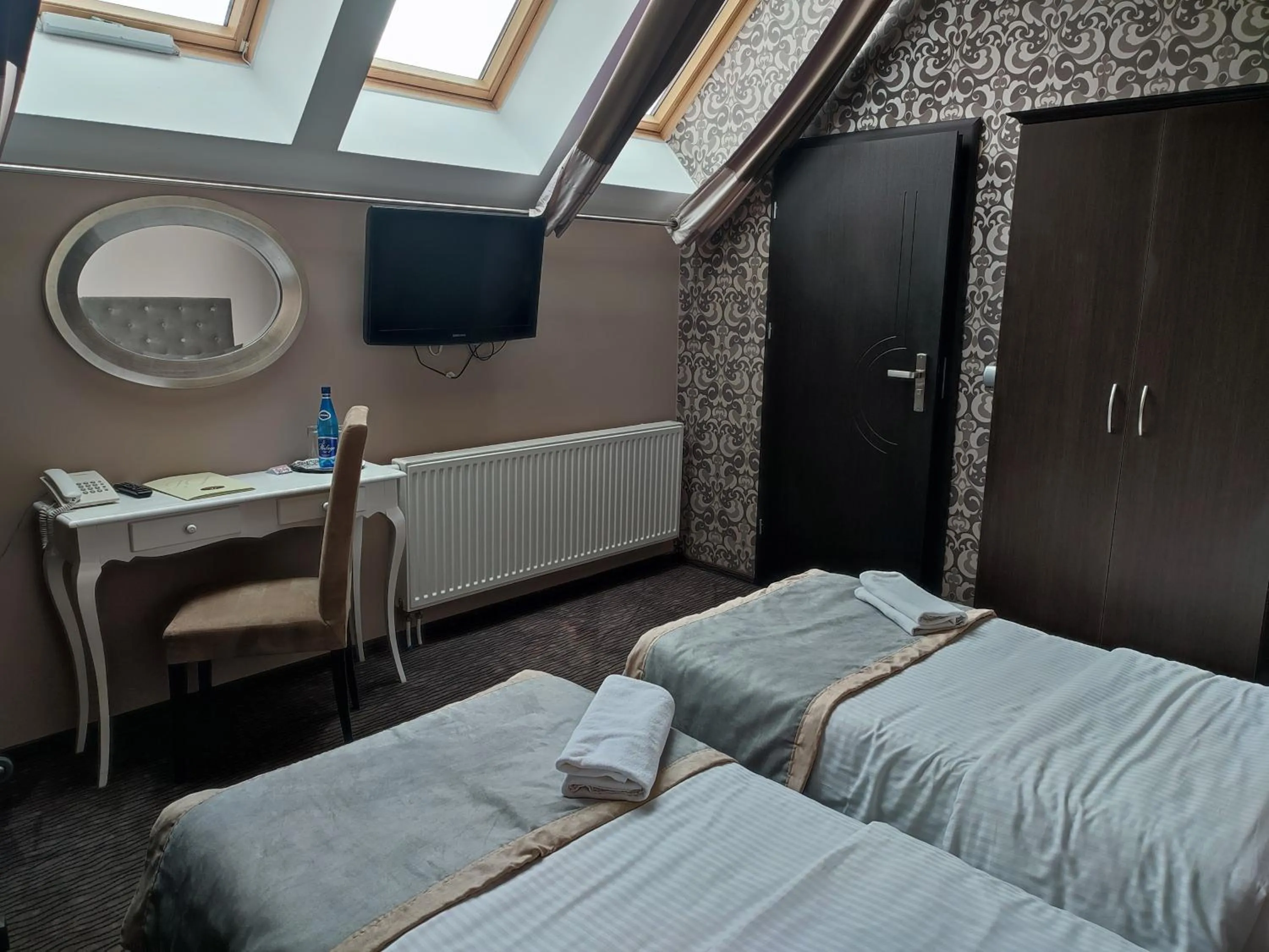 Bed in Hotel Jedlinka