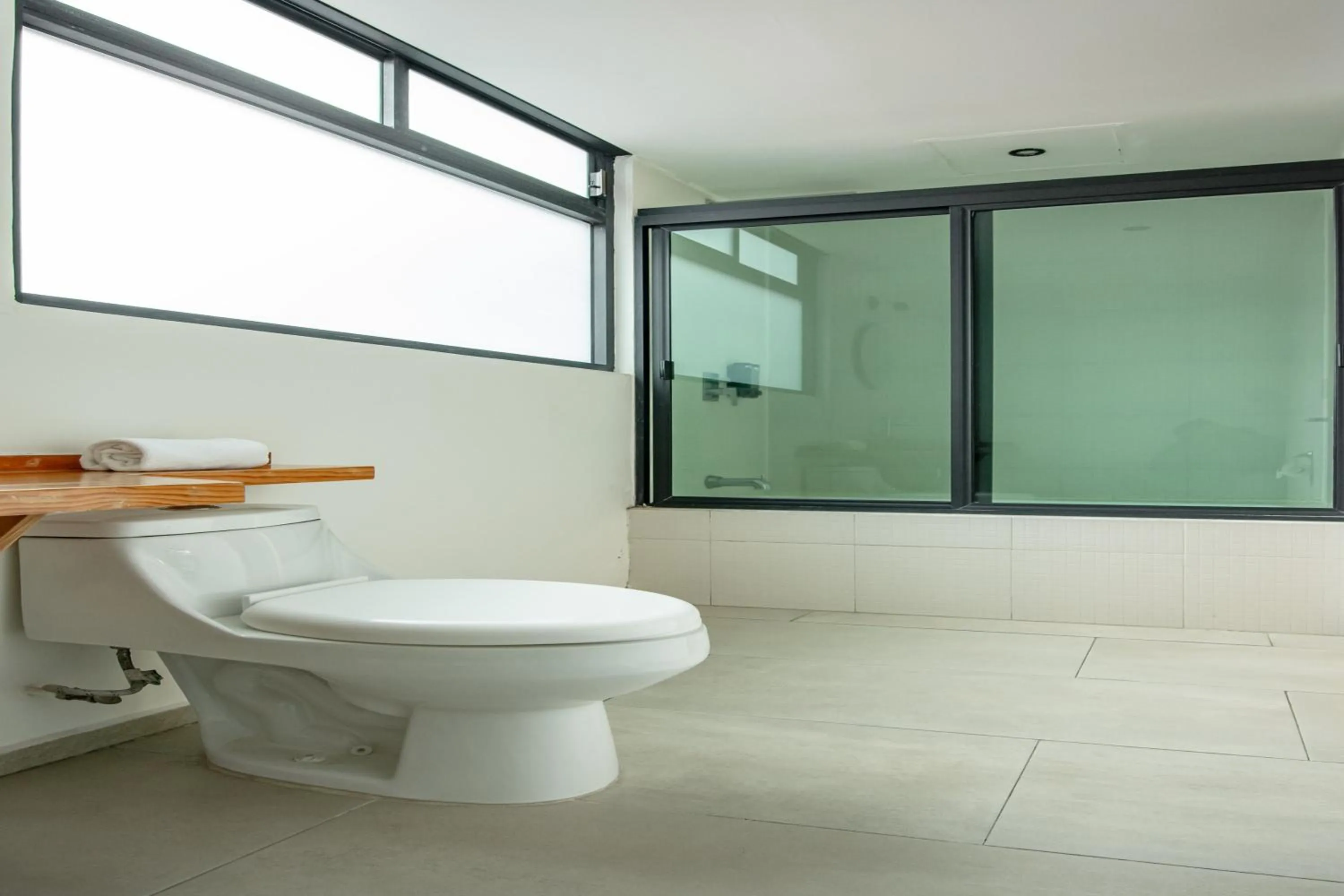 Bathroom in Capital O Hotel Terraza 158