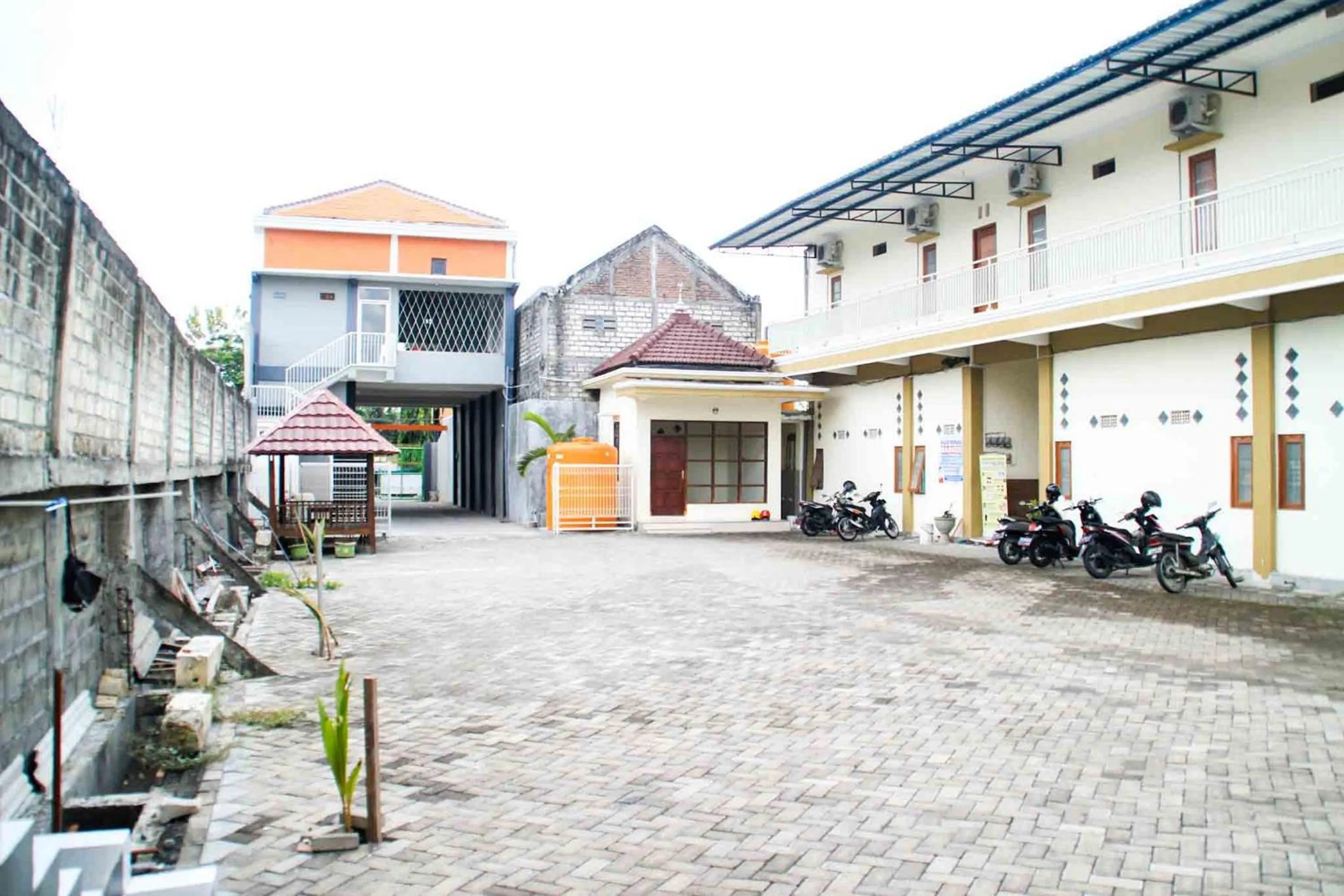 Property building in Puri Karomah Syariah RedPartner