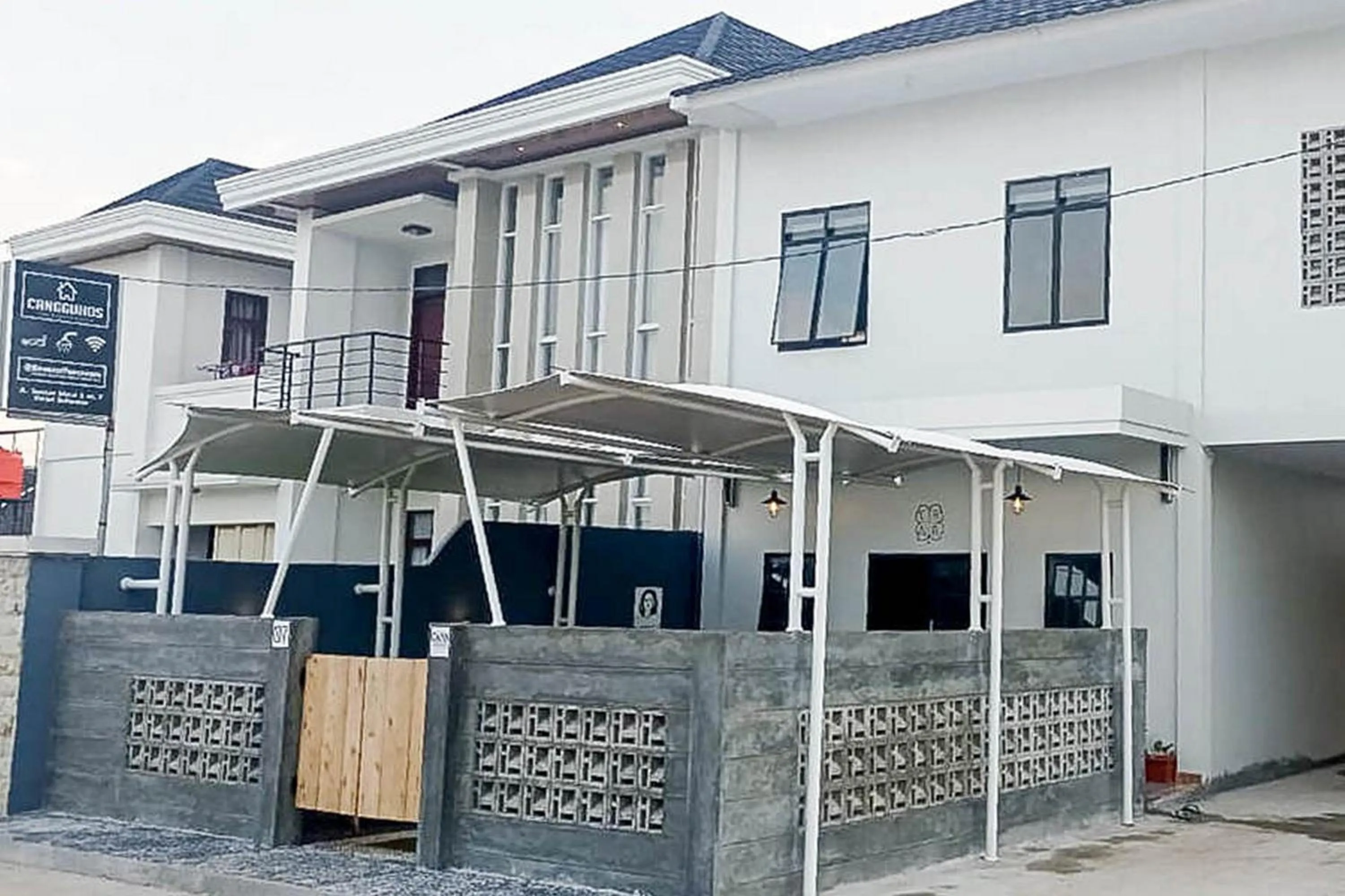 Facade/entrance in Cangguhos Syariah RedPartner