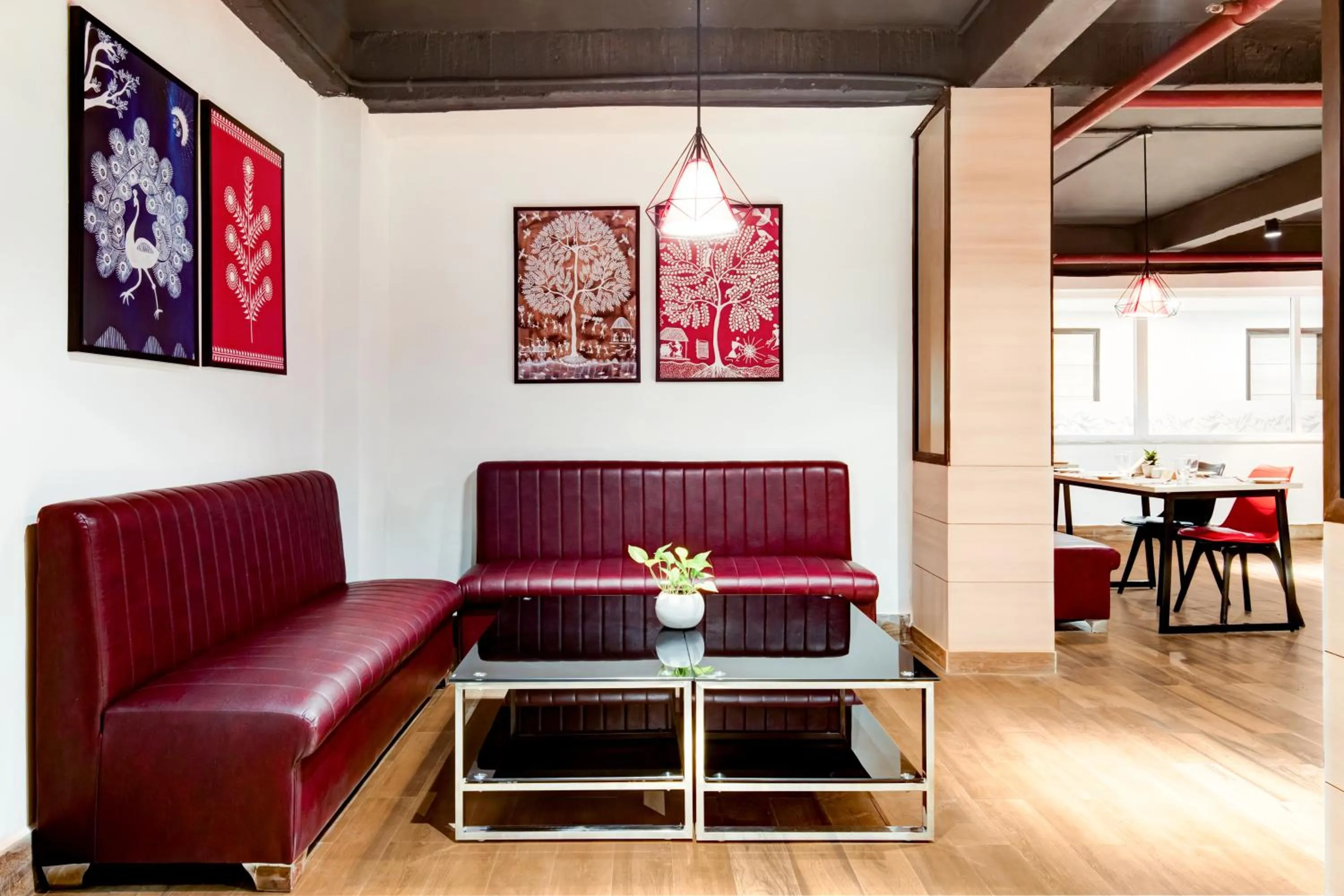 Restaurant/places to eat in Red Fox by Lemon Tree Hotels, Neelkanth