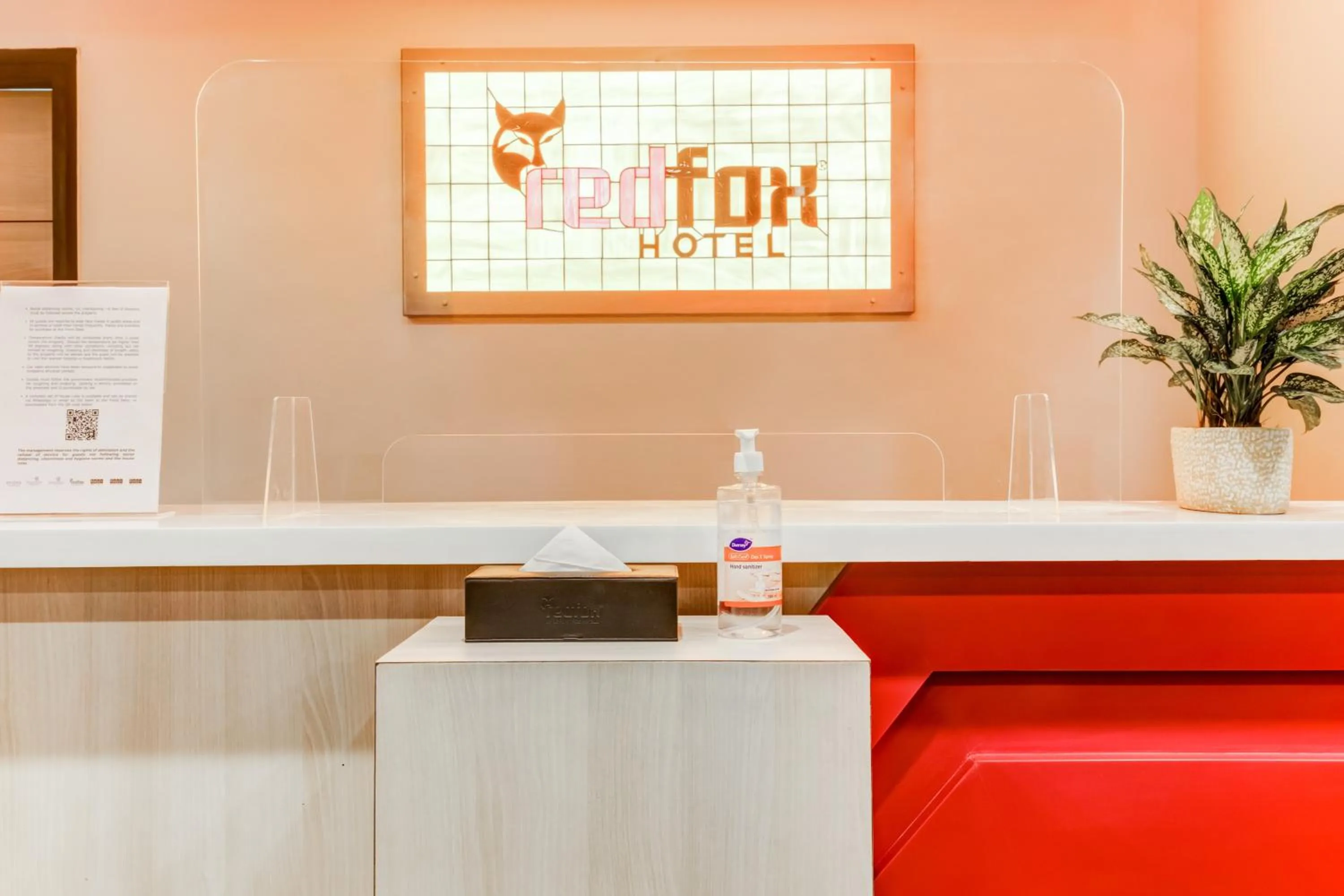 Lobby or reception in Red Fox by Lemon Tree Hotels, Neelkanth