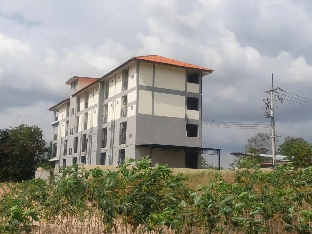 Property building in Ek Residence Banchang City