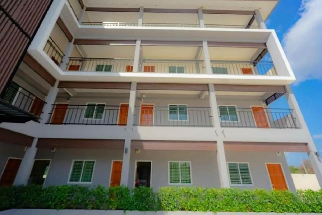 Property building in Ek Residence Banchang City